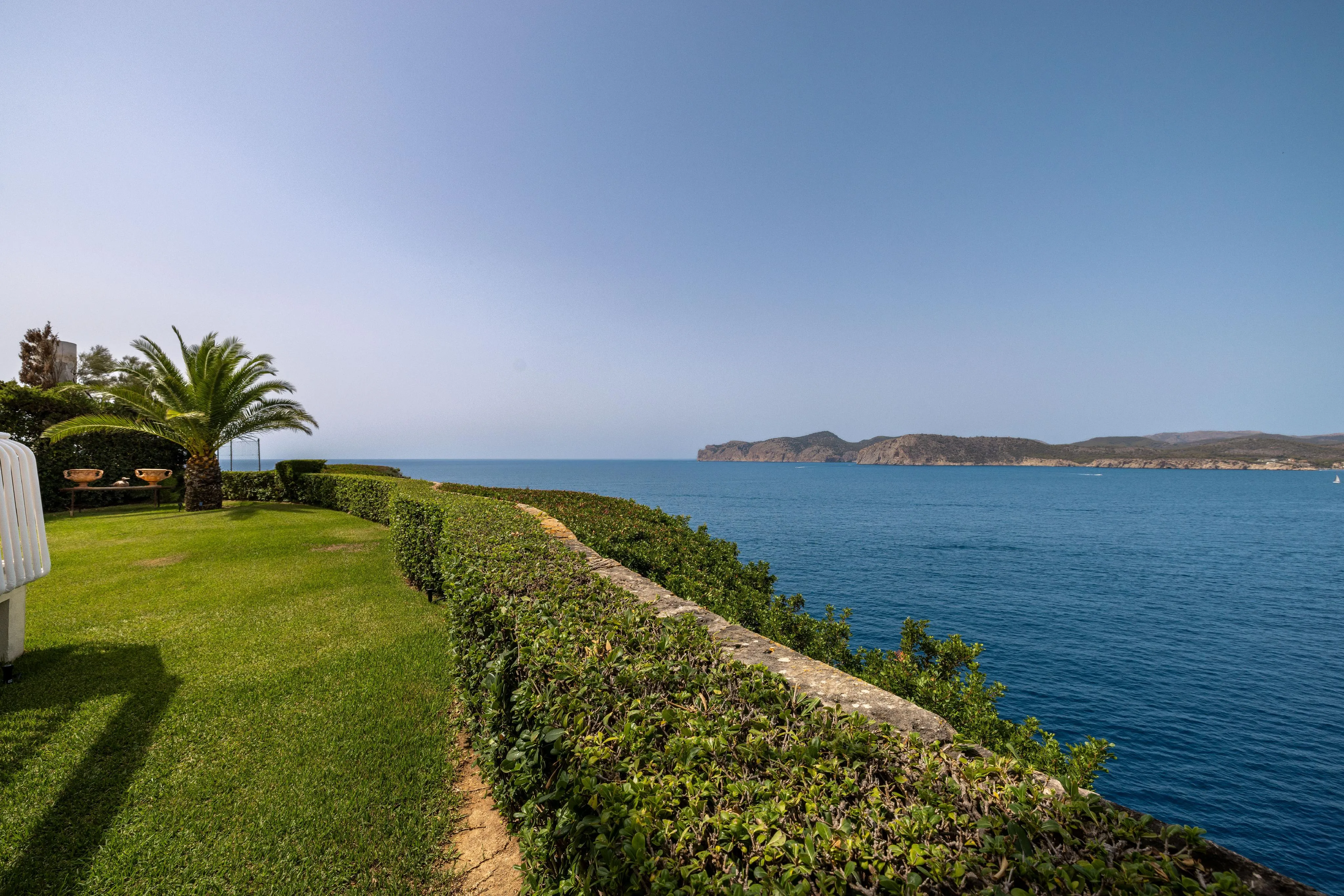 Exclusive penthouse with unbeatable views in Santa Ponsa.-22