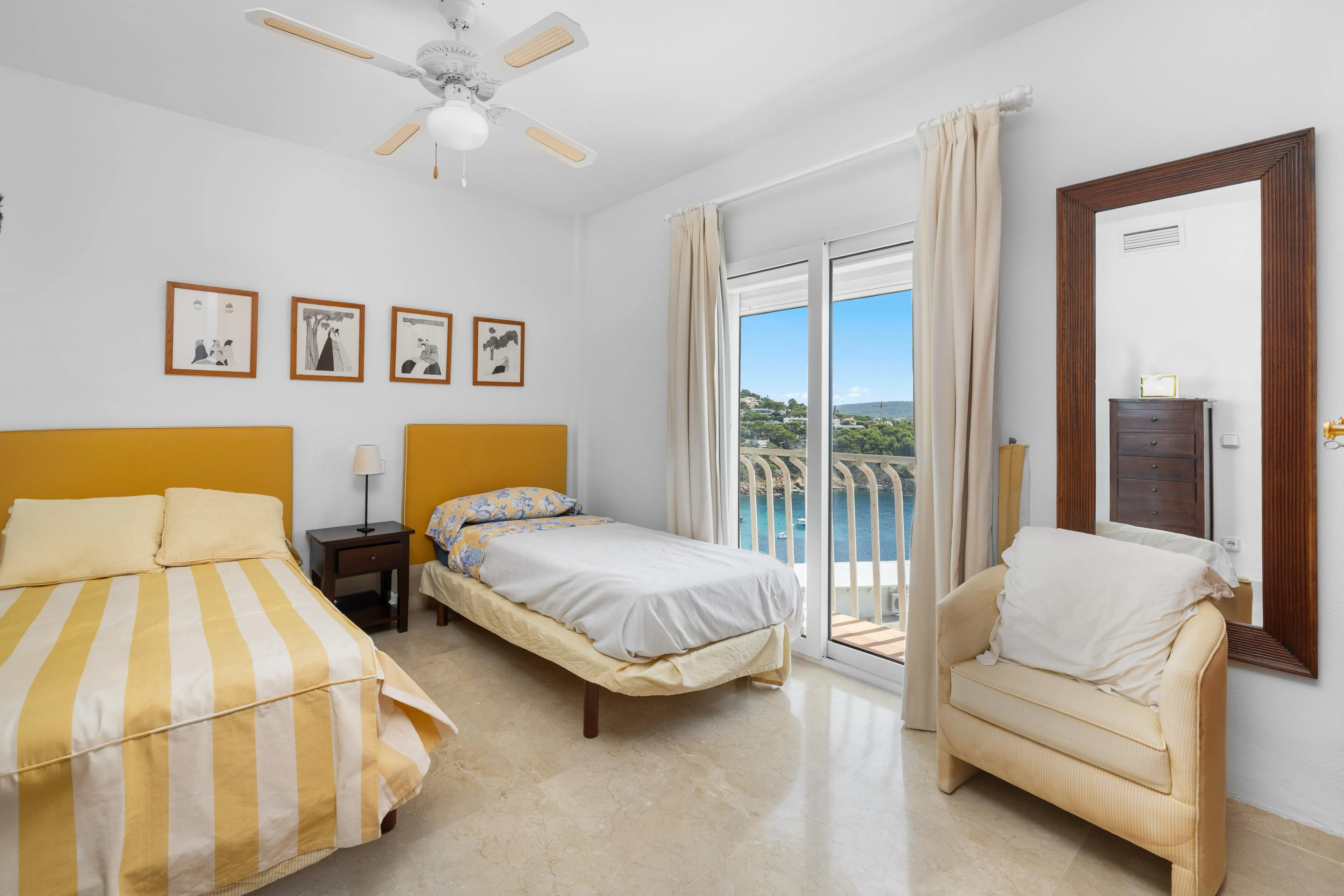 Eksklusiv penthouse med uovertruffen udsigt i Santa Ponsa.-13