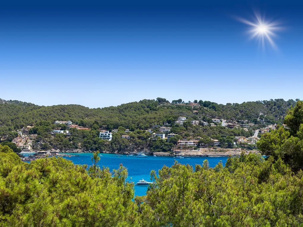 Villa med havudsigt ved Middelhavet og projekt-12