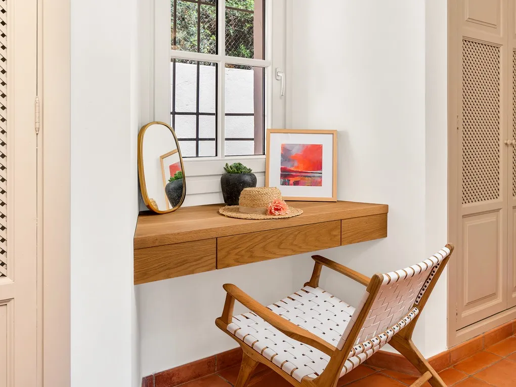 Śródziemnomorska willa z widokiem na morze-13