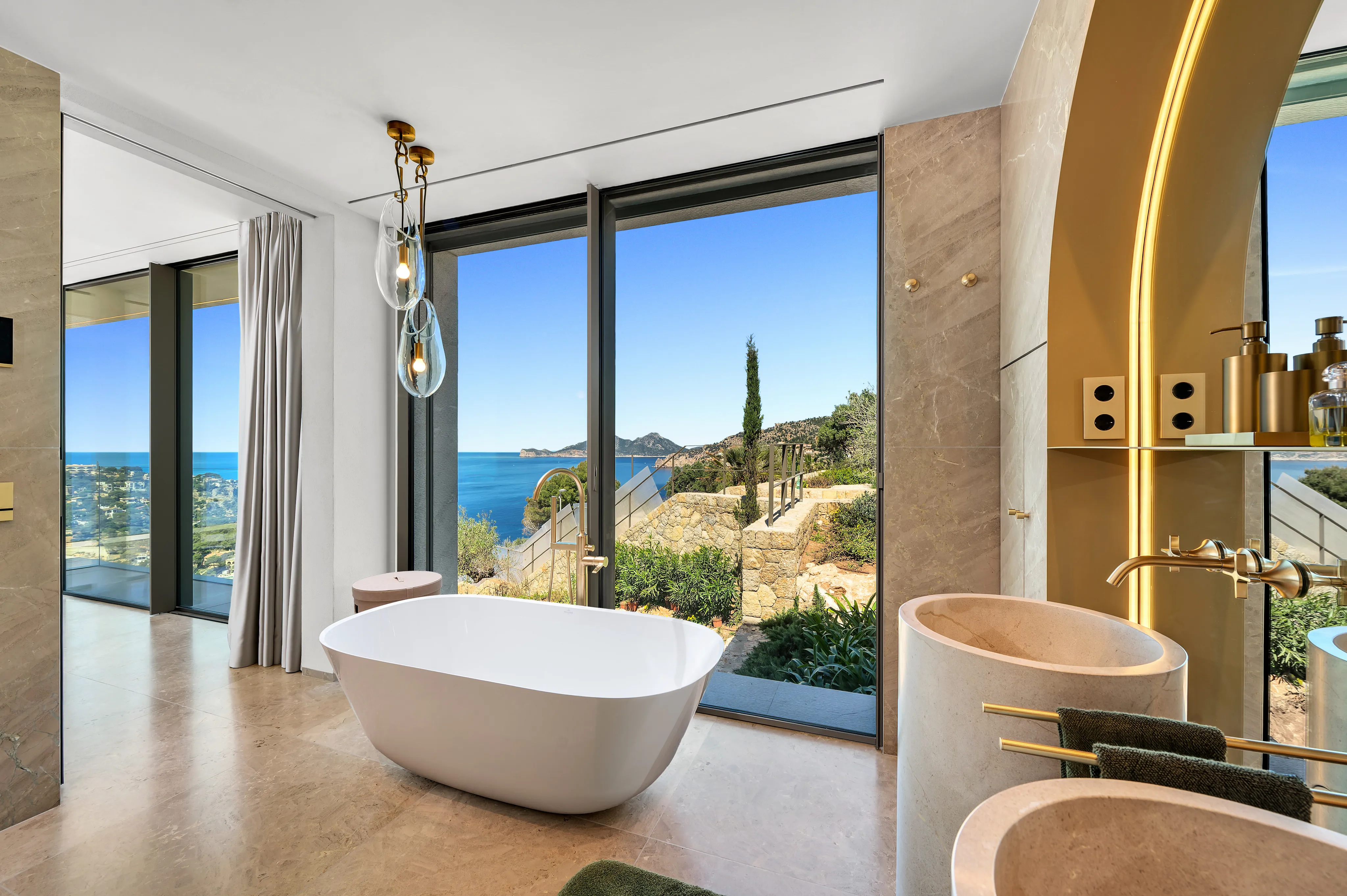 High-End Neubauvilla mit Energieklasse A und modernster Technik in Bestlage von Port Andratx-11