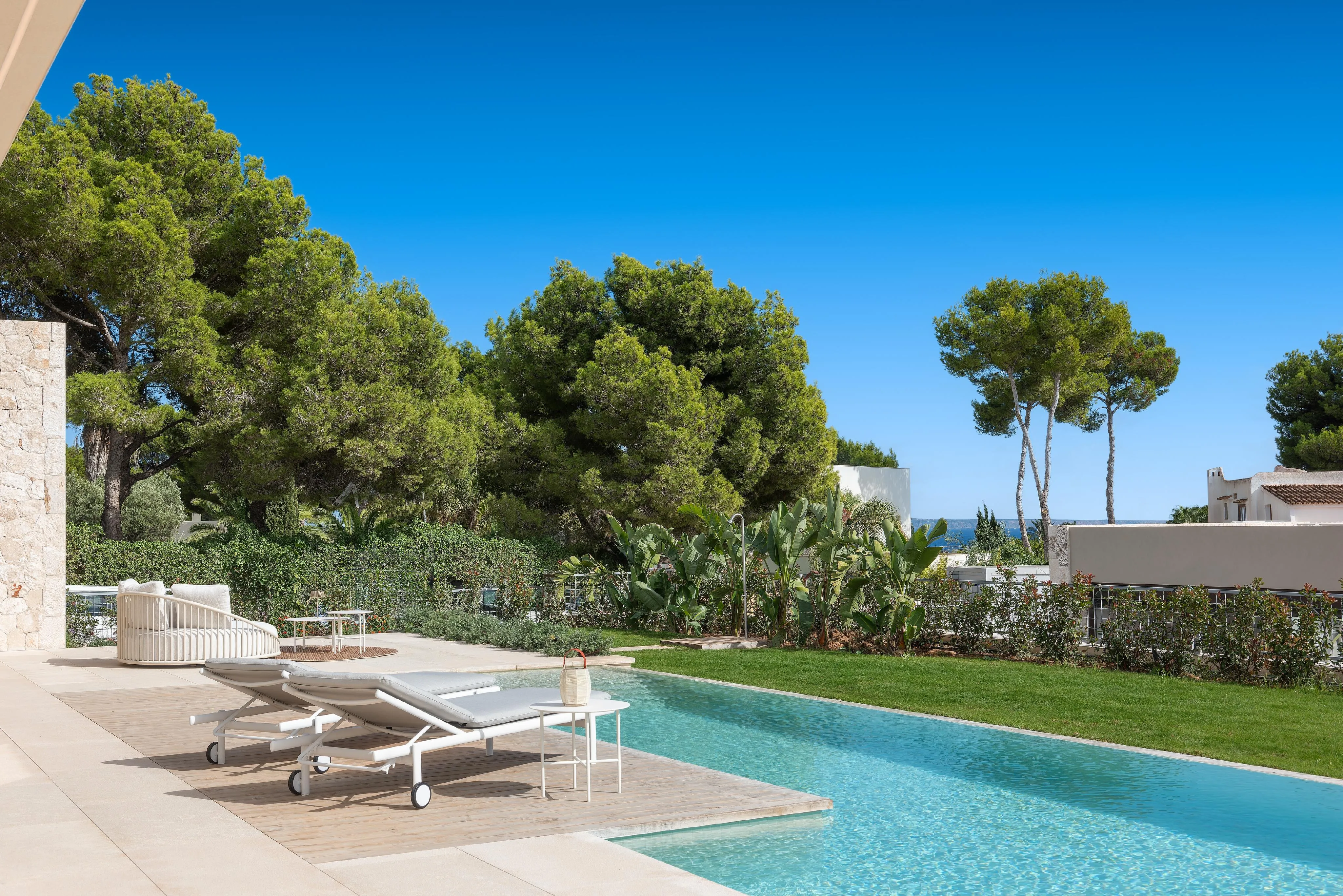 Villa Mestral – contemporary elegance, timeless appeal-24