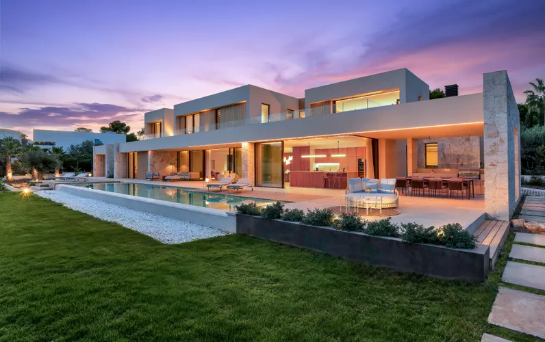 Villa Mestral - Elegancia moderna, belleza atemporal