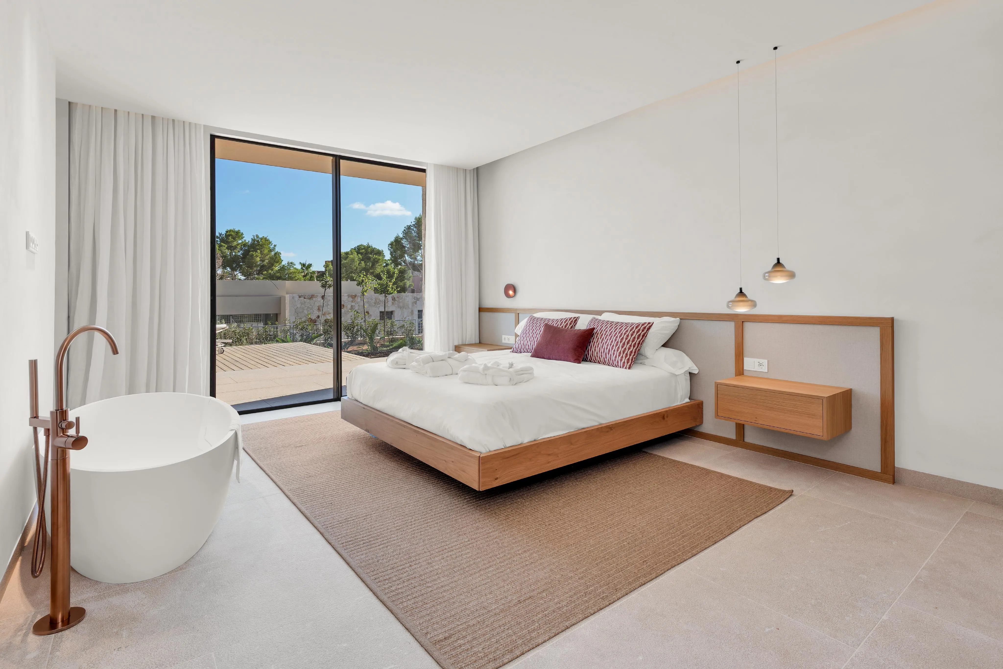 Villa Mestral - Elegancia moderna, belleza atemporal-17