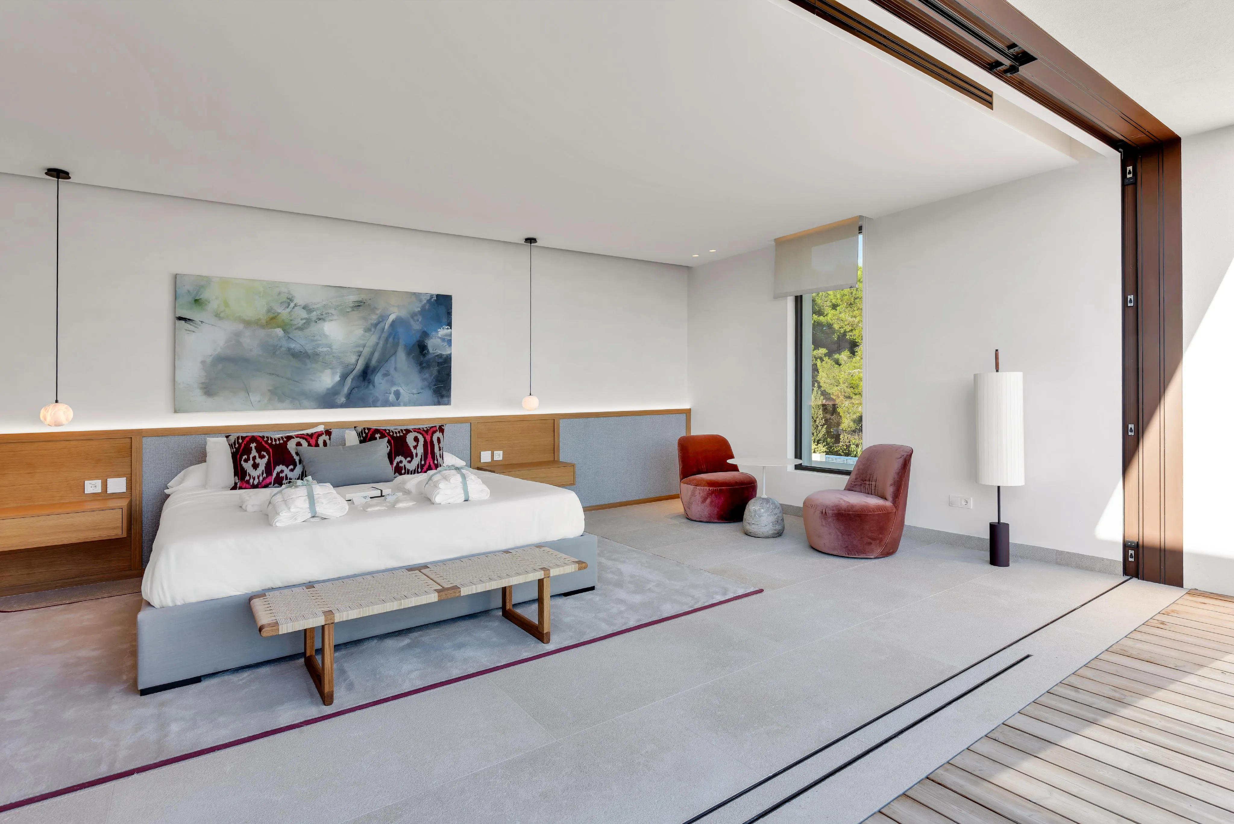 Villa Mestral – contemporary elegance, timeless appeal-11