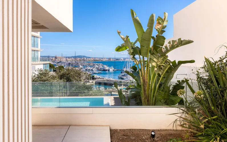 Cormorant Palma - First class garden apartment with sea views