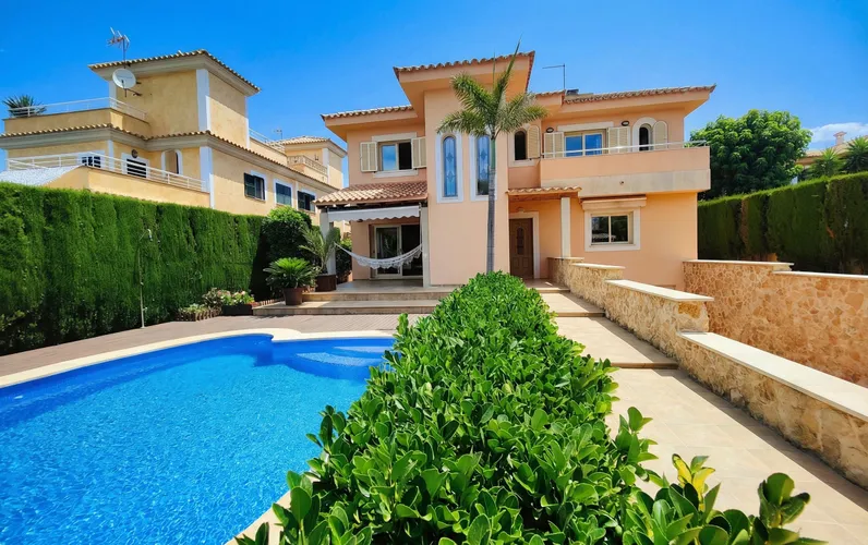 Mediterrane villa in Puig de Ros
