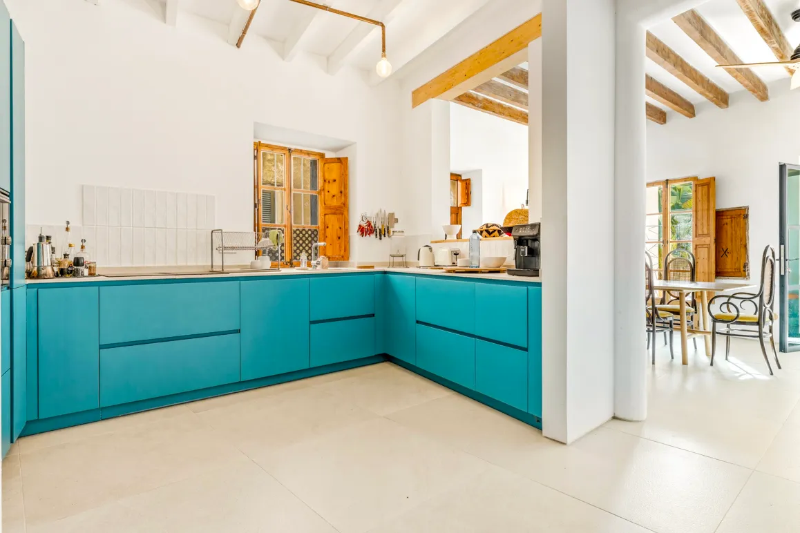 Casa adossada elegantment renovada amb piscina, estudi de convidats independent i garatge en el cor d'Artà-6