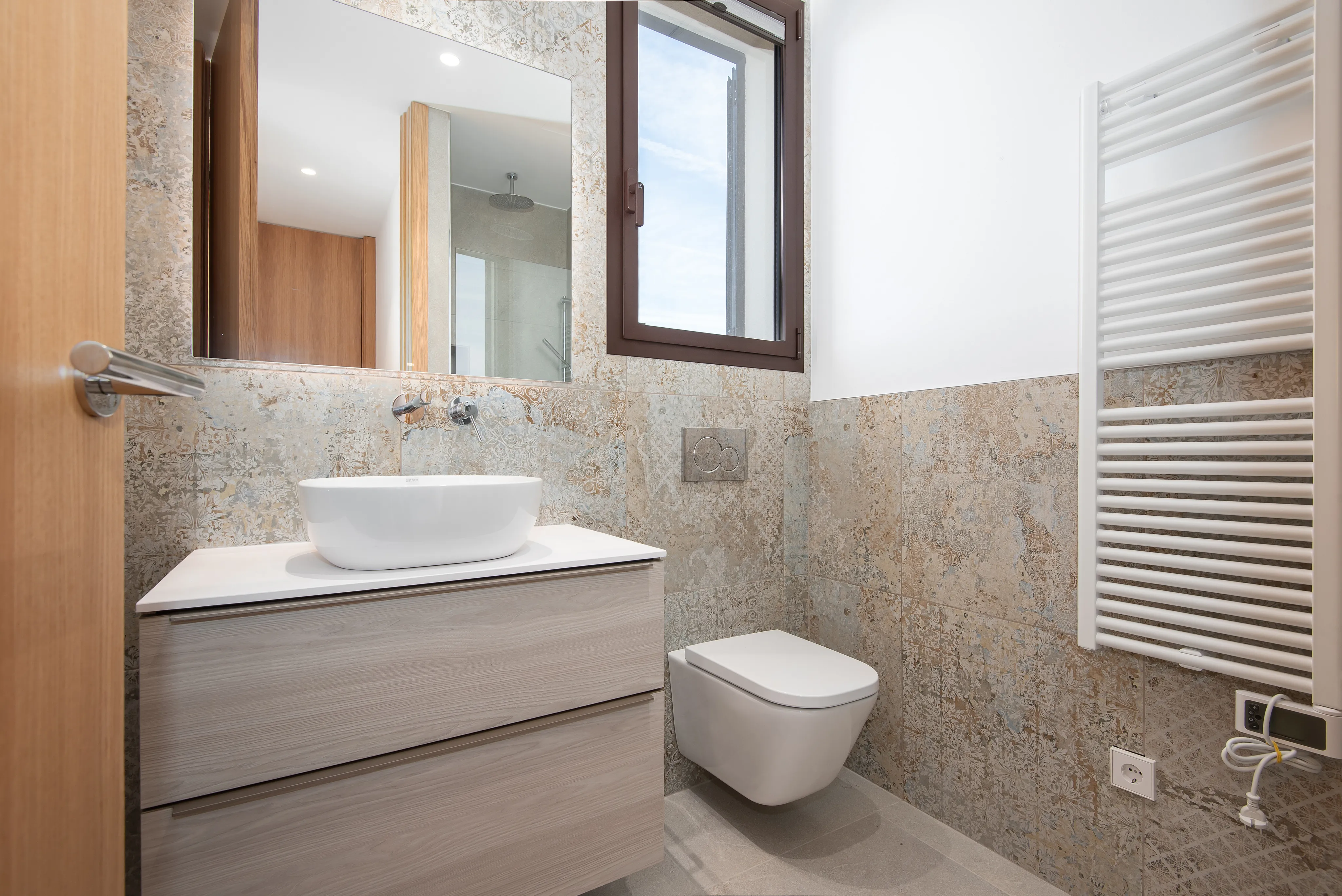 Spectacular newly built corner townhouse-11