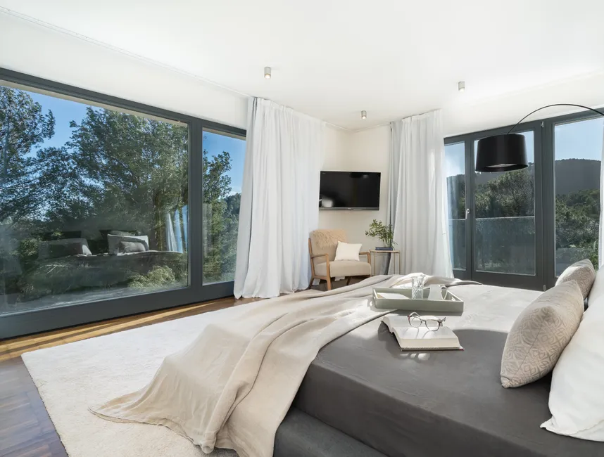 Spacious holiday villa with infinity pool in Son Vida-14