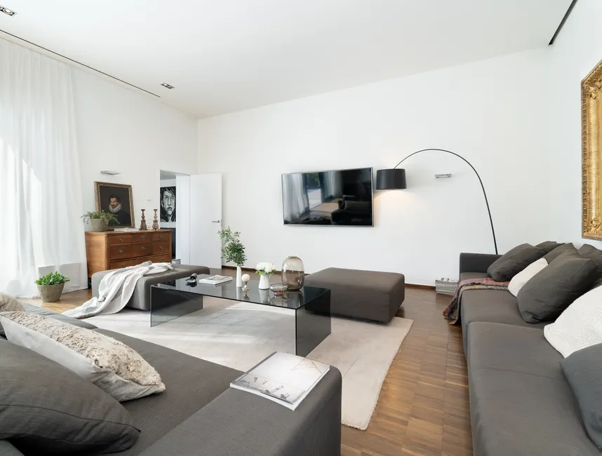 Spacious holiday villa with infinity pool in Son Vida-10