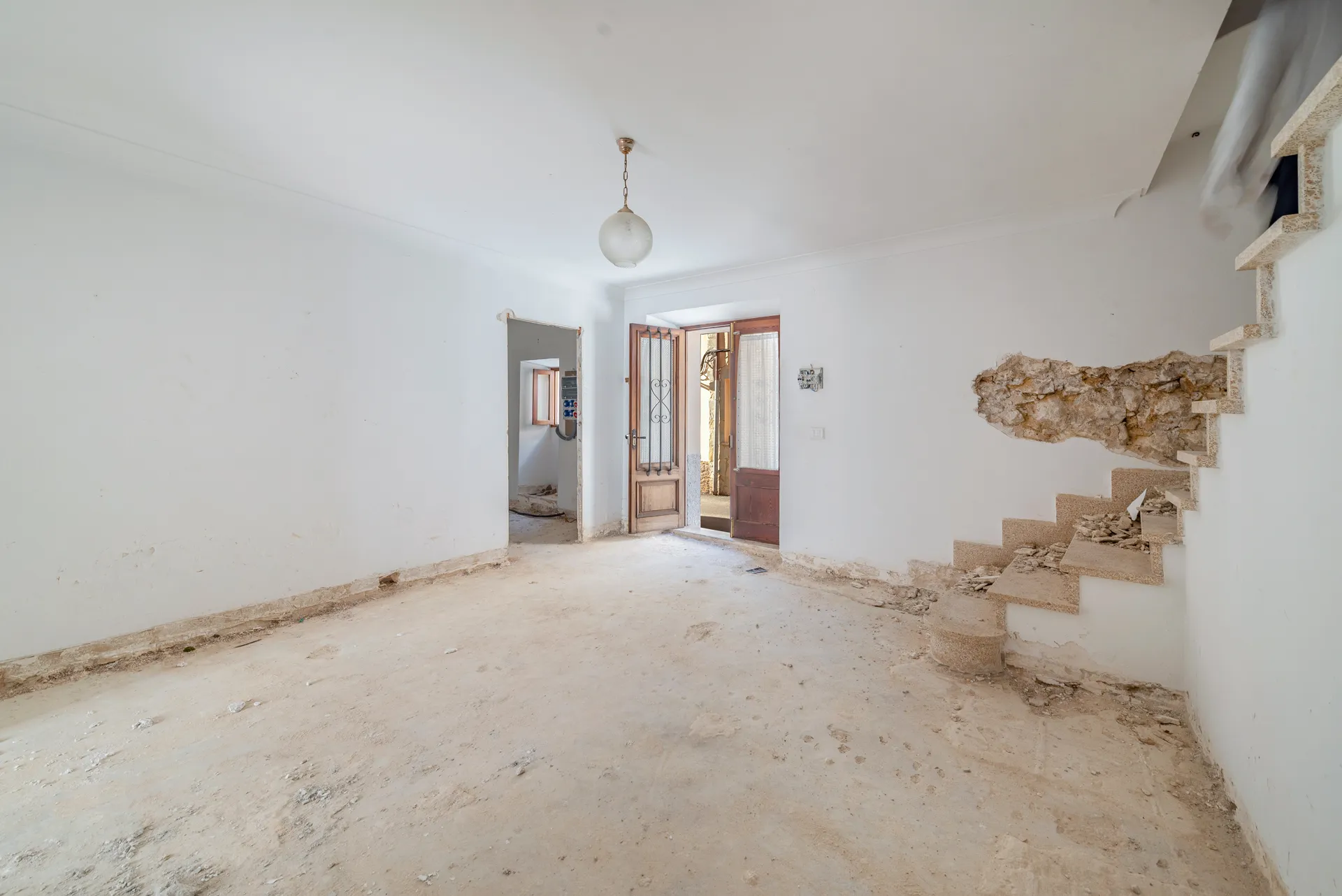 Charmant herenhuis met goedgekeurd renovatieproject in het hart van Pollensa-18