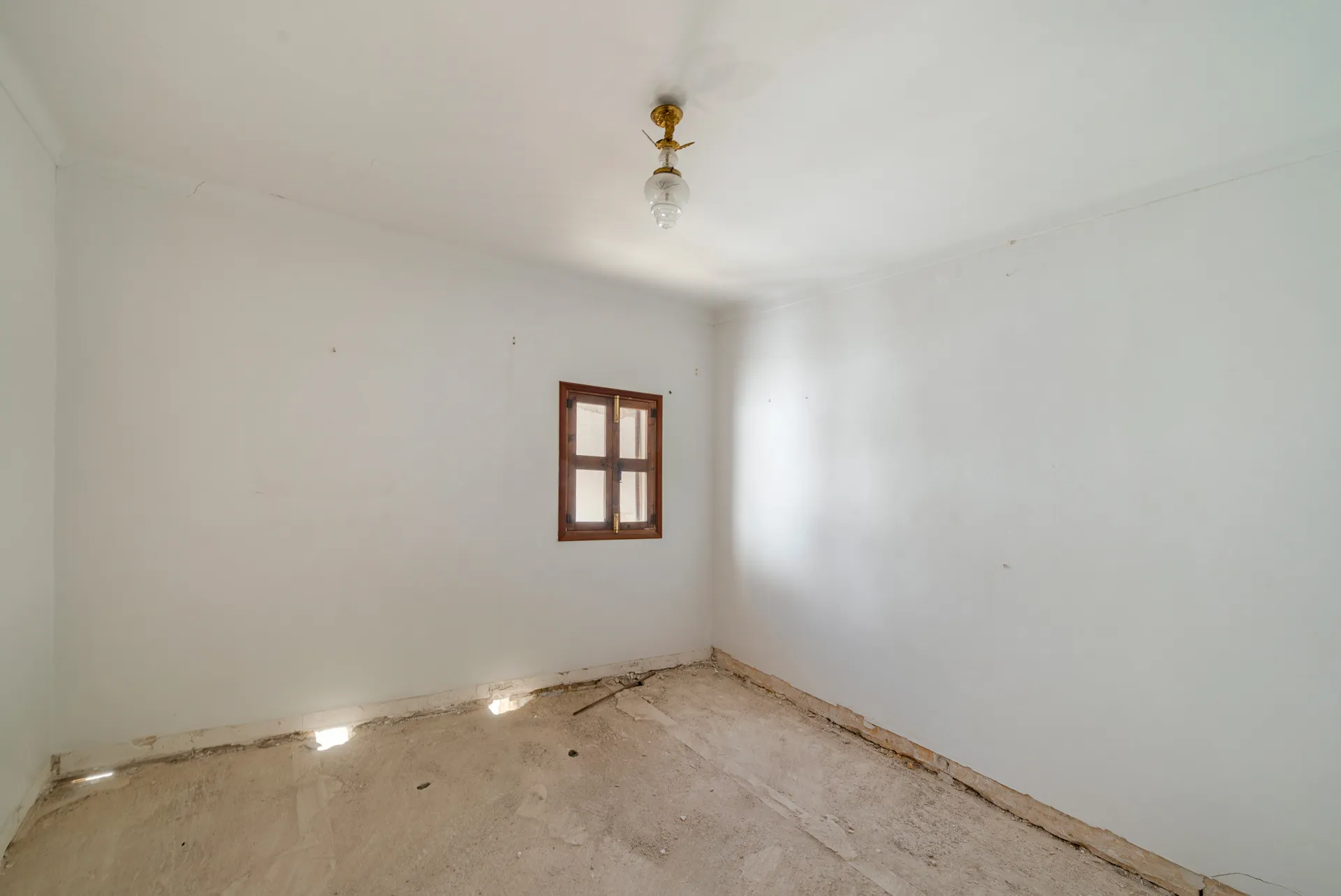 Charmant herenhuis met goedgekeurd renovatieproject in het hart van Pollensa-16