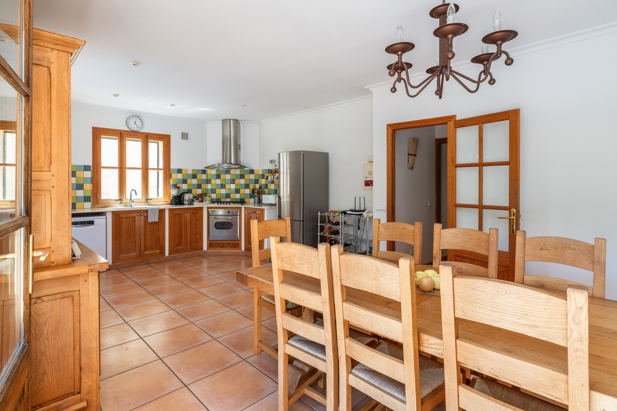 Quietly situated townhouse with pool and parking in Alaró-10