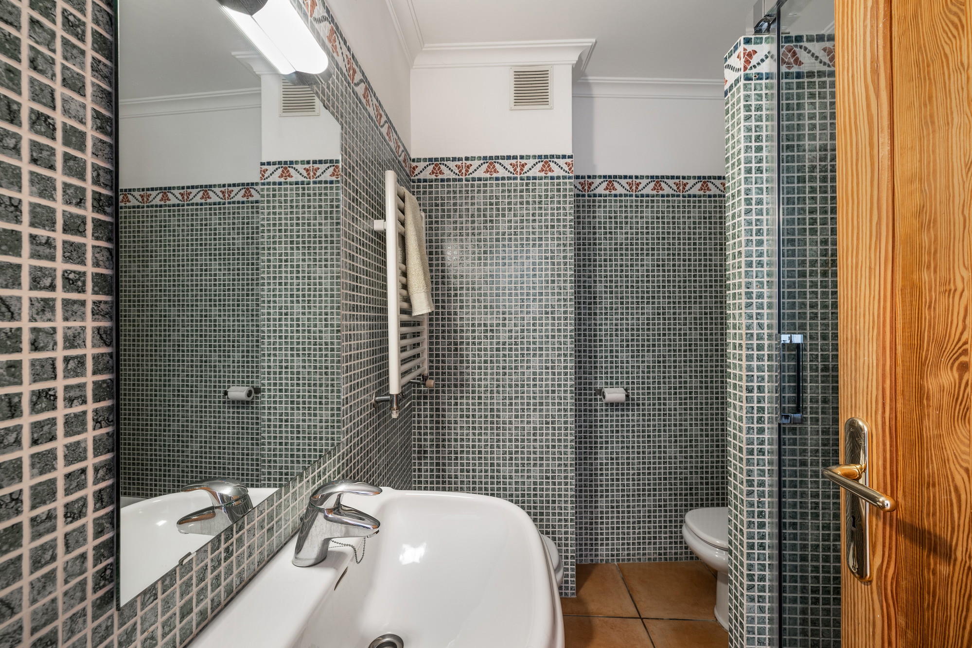 Quietly situated townhouse with pool and parking in Alaró-19