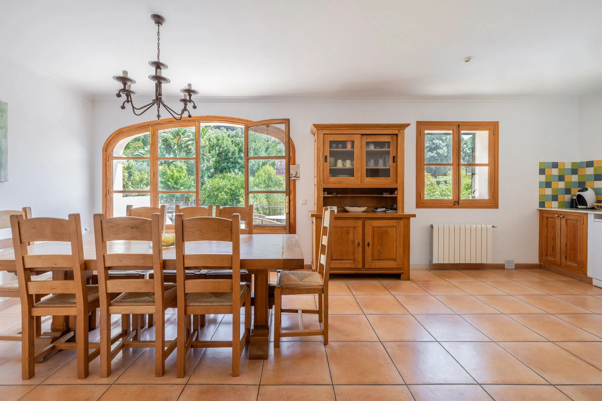 Quietly situated townhouse with pool and parking in Alaró-9