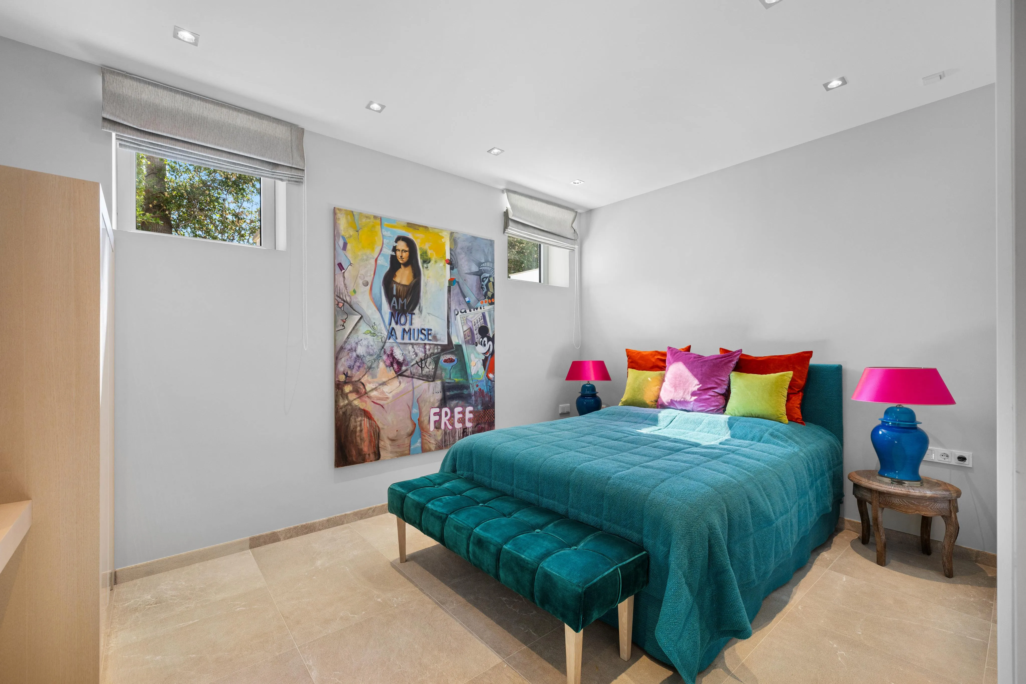 First-class sea view villa in exclusive location-21