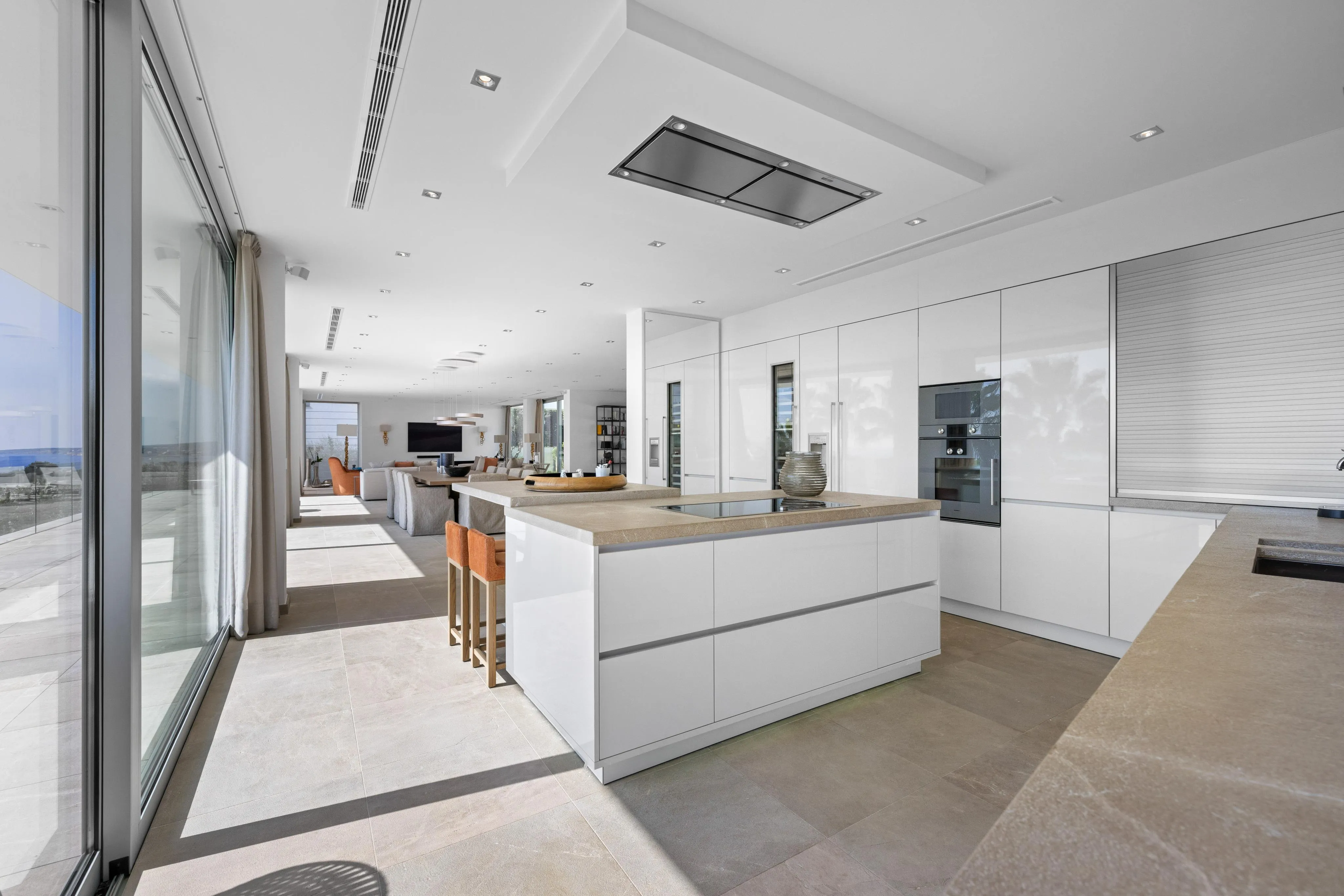 First-class sea view villa in exclusive location-9