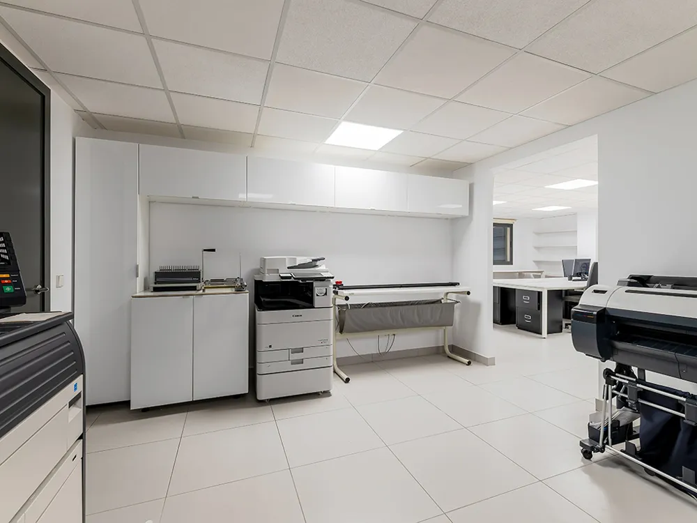 Elegante local comercial en el corazón de Puerto Andratx-7