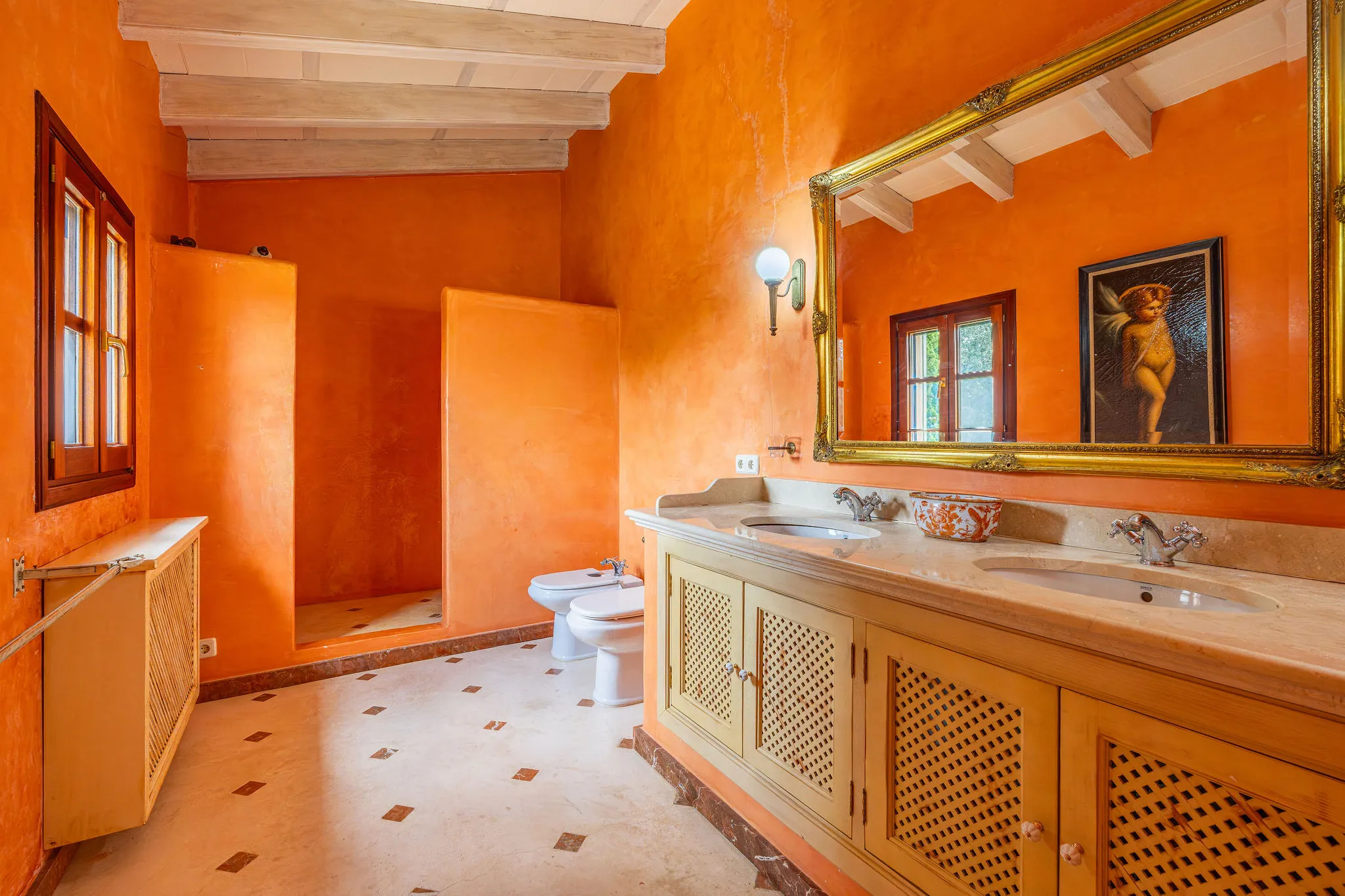 Auténtica finca con hermoso jardín-12