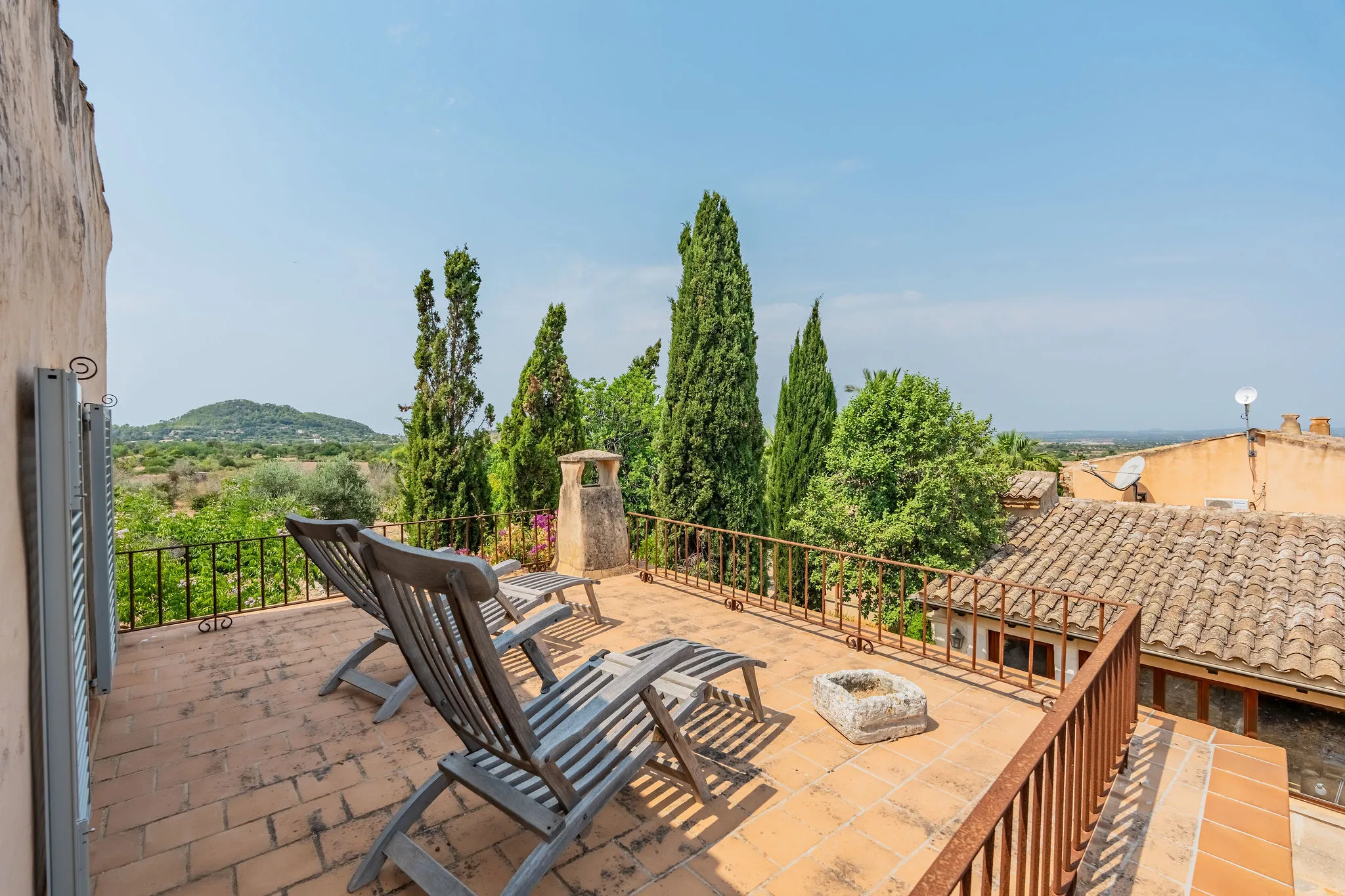 Authentiek finca huis met prachtige tuin-17