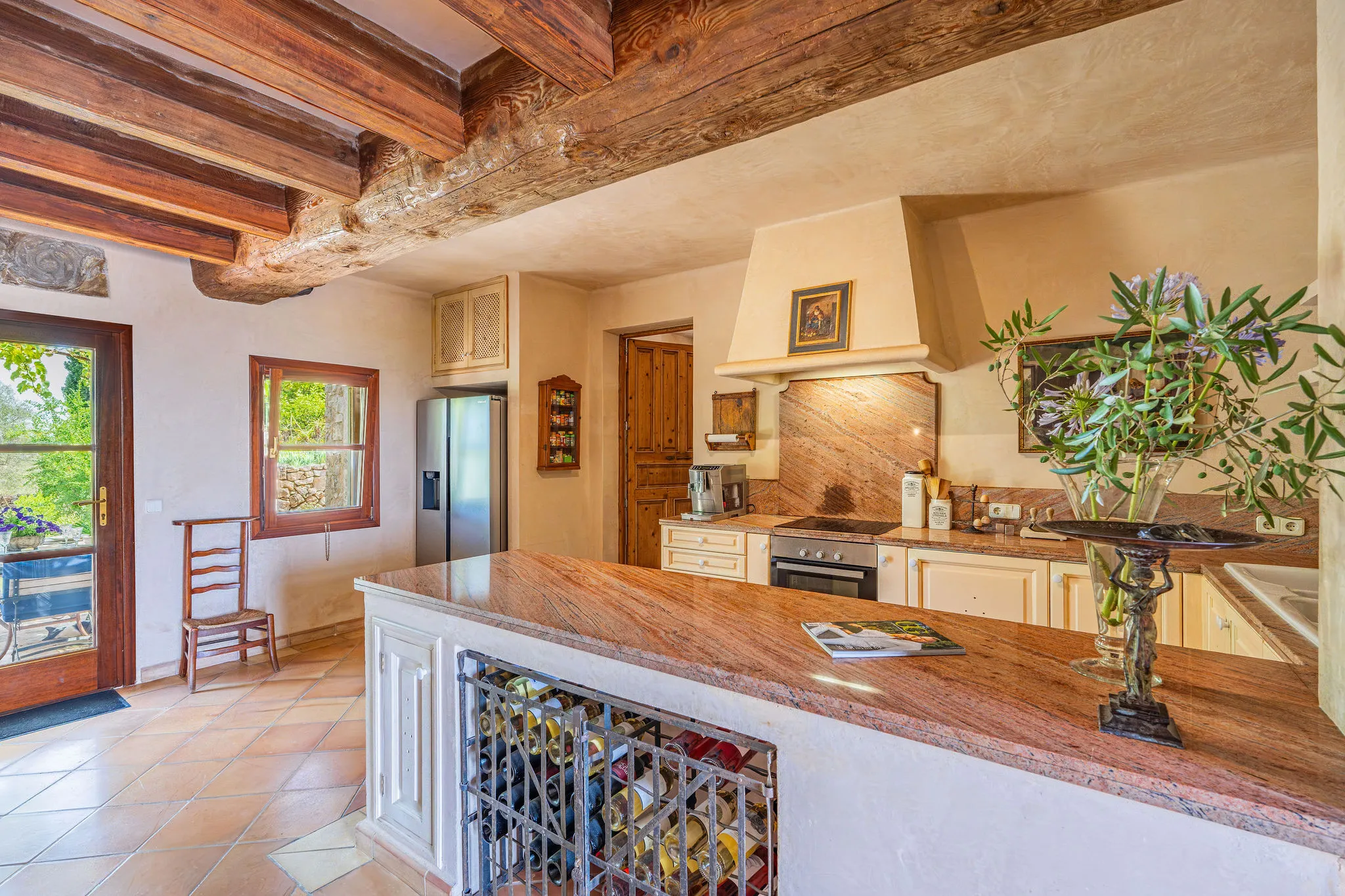 Authentiek finca huis met prachtige tuin-5