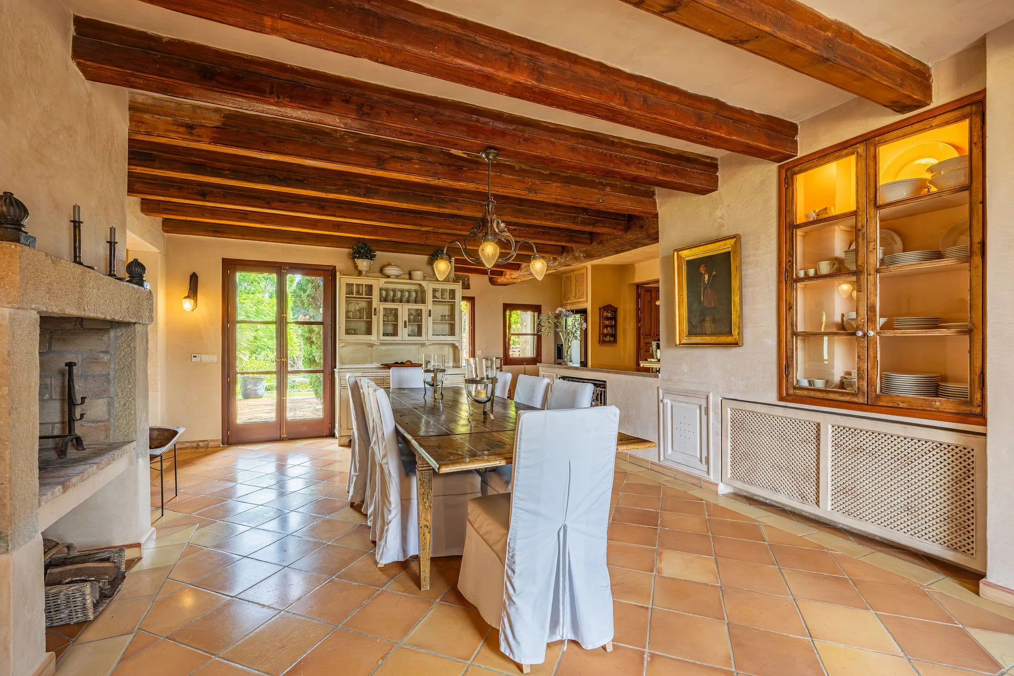 Authentiek finca huis met prachtige tuin-4