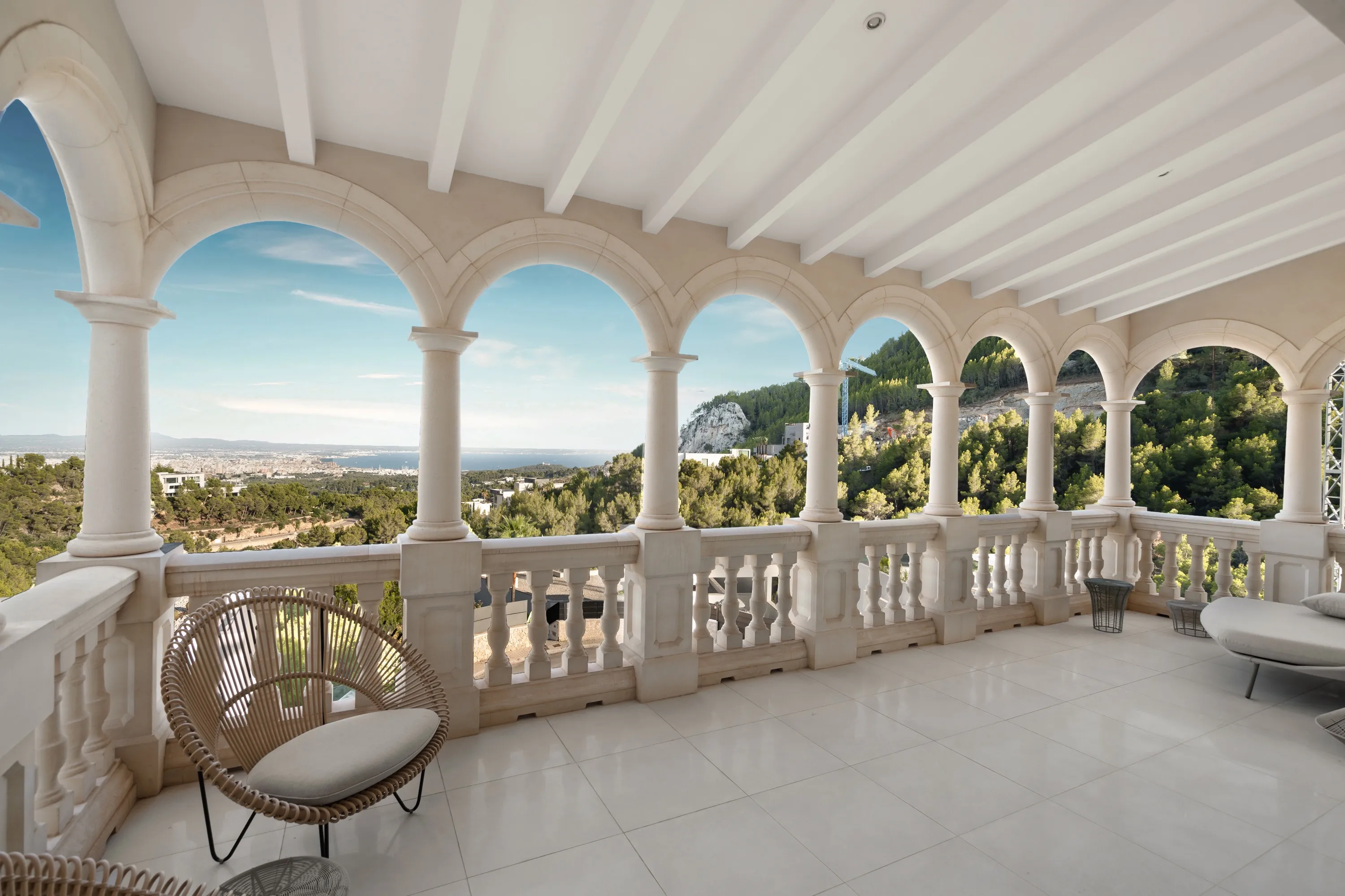 Luxe villa met fantastisch uitzicht op zee in Son Vida-19