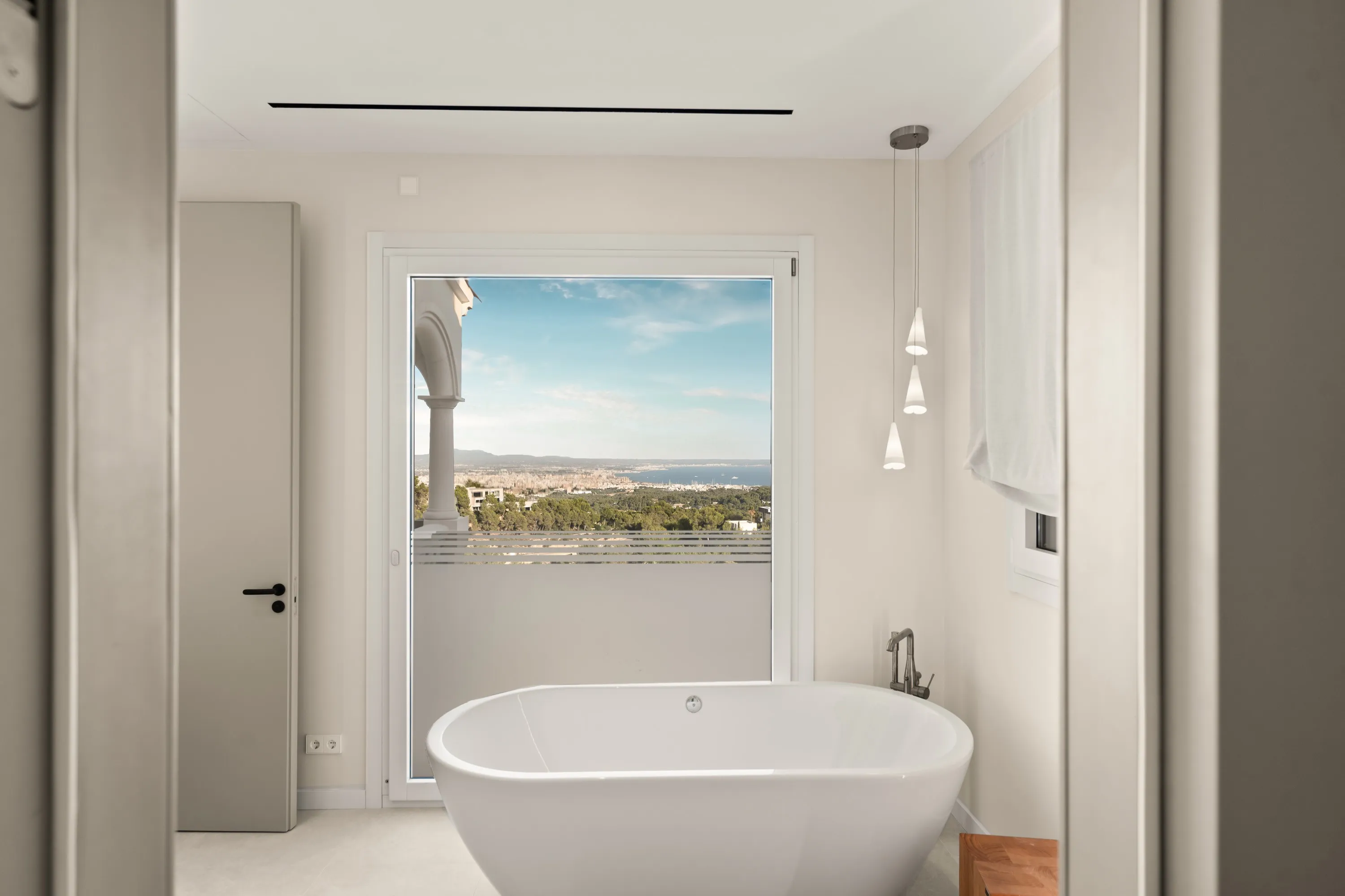 Luxe villa met fantastisch uitzicht op zee in Son Vida-9