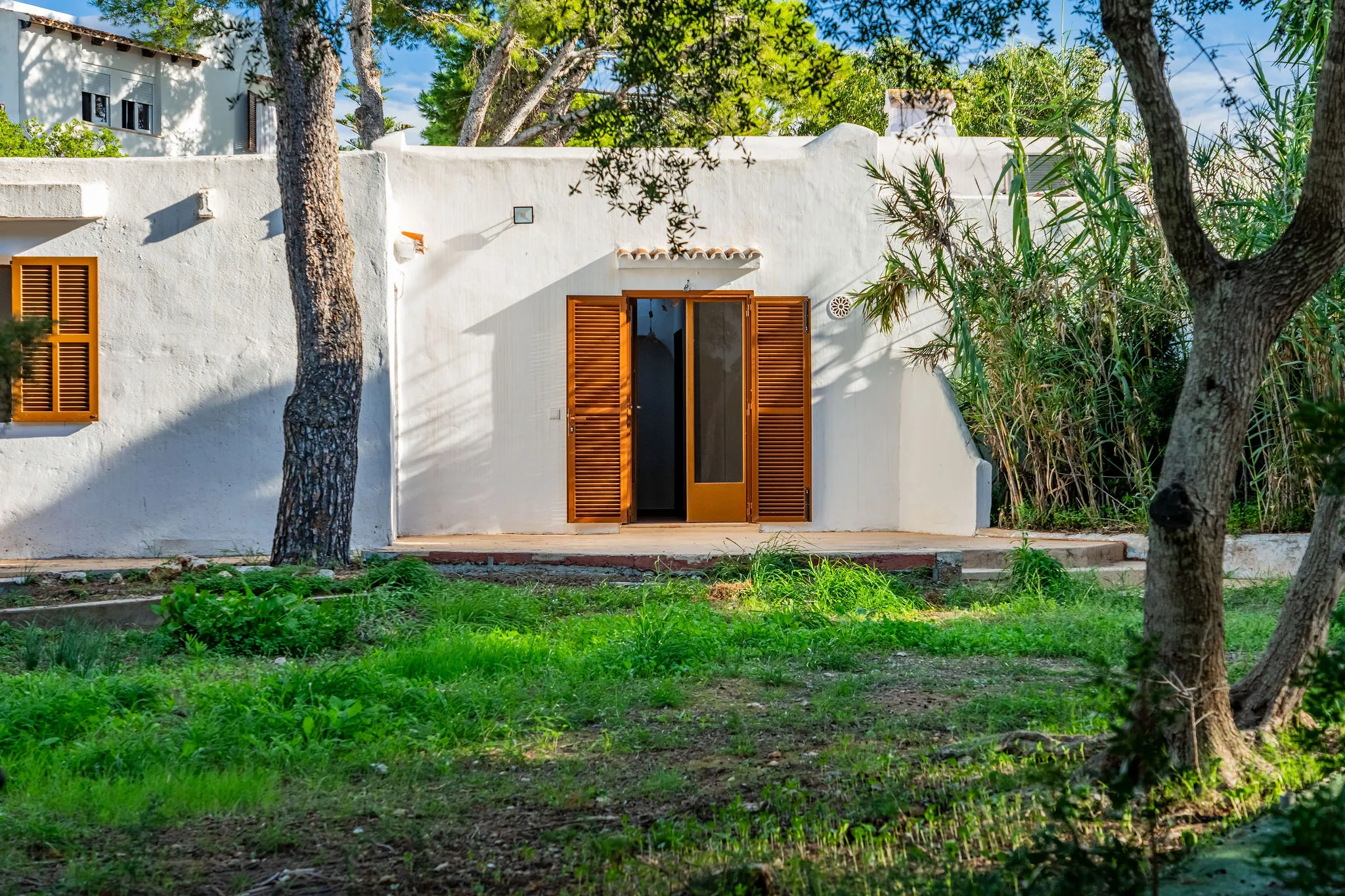 Seks-familiehus i et boligområde tæt på stranden - ideelt for investorer-14