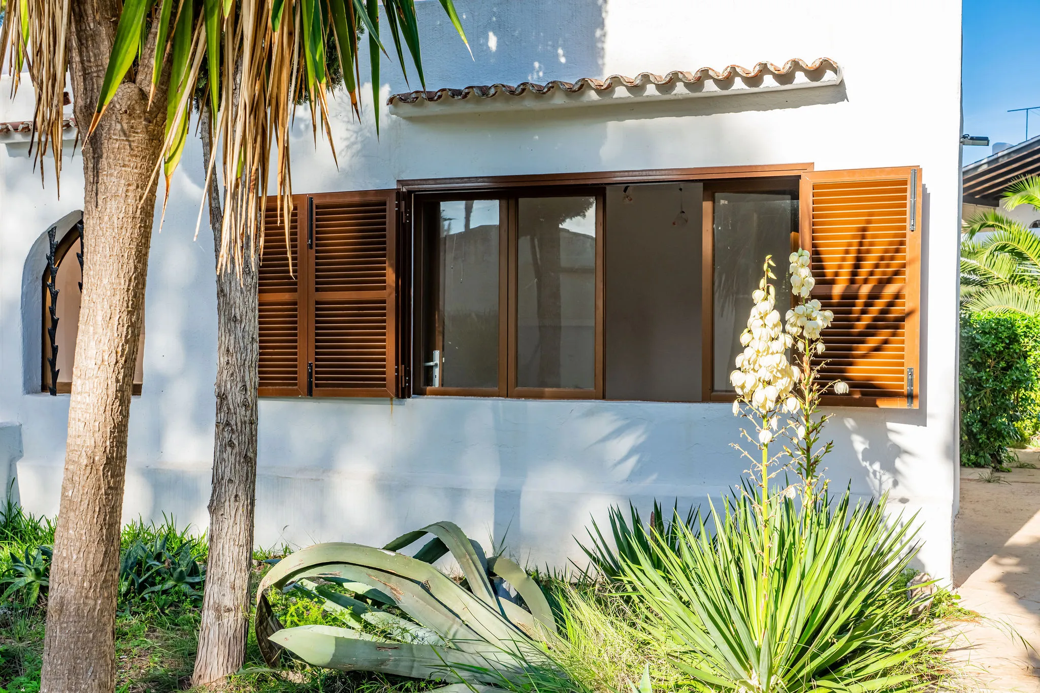 Seks-familiehus i et boligområde tæt på stranden - ideelt for investorer-7