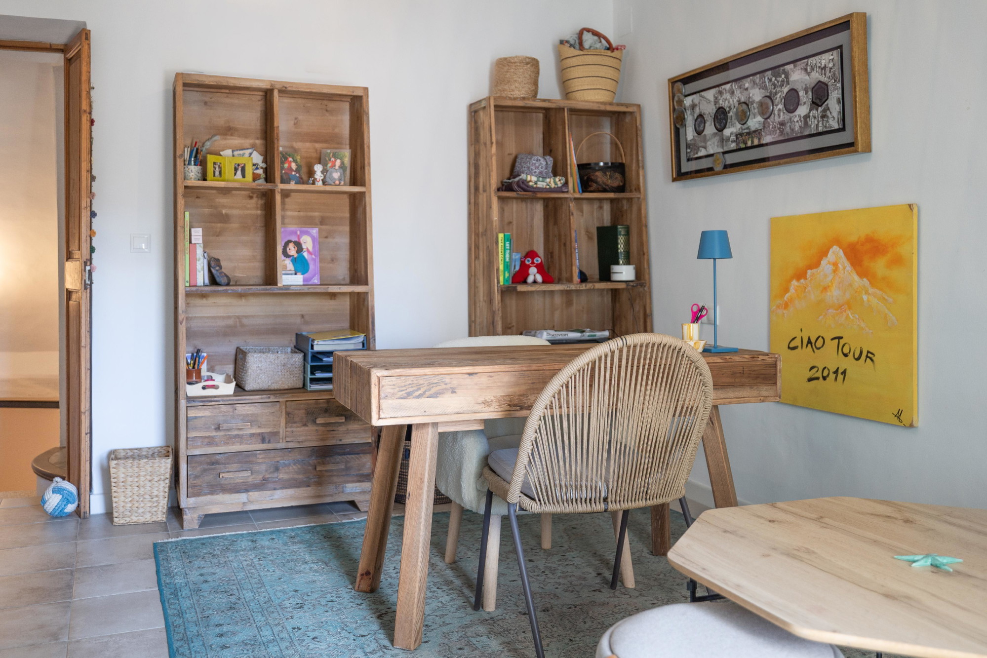 Charming renovated south-facing townhouse with garden-11