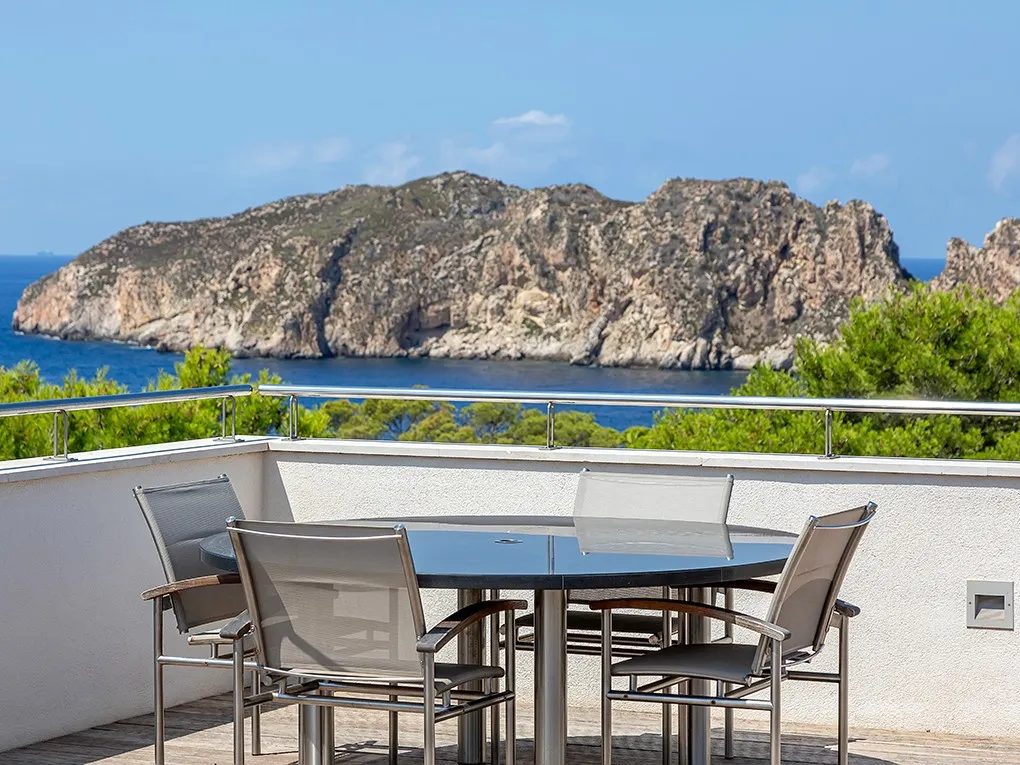 Elegante villa de Verano con vistas a las Islas Malgrats-19