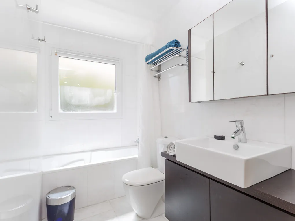 Exclusive beachfront apartment with garden-4