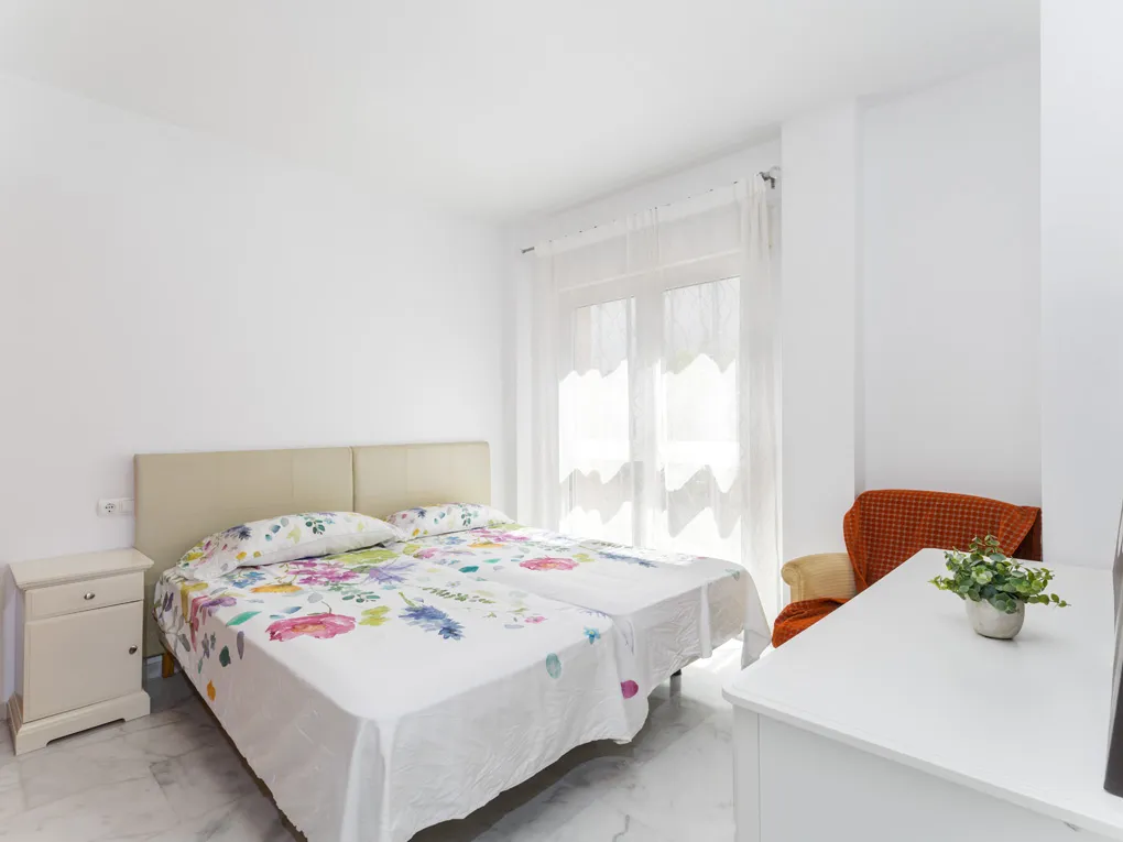 Exclusive beachfront apartment with garden-3