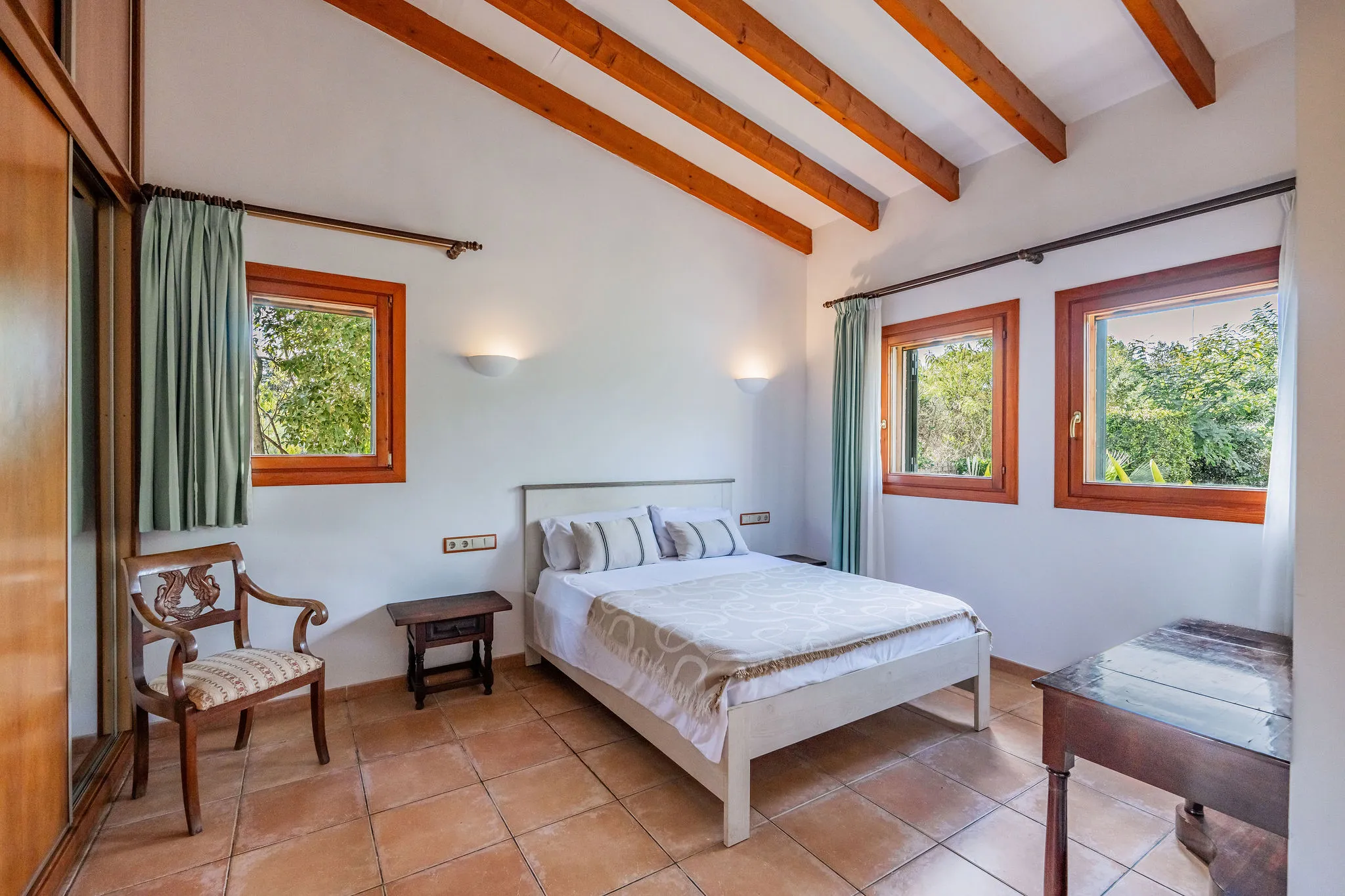 Charming villa with holiday rental license, Crestatx, Sa Pobla-13