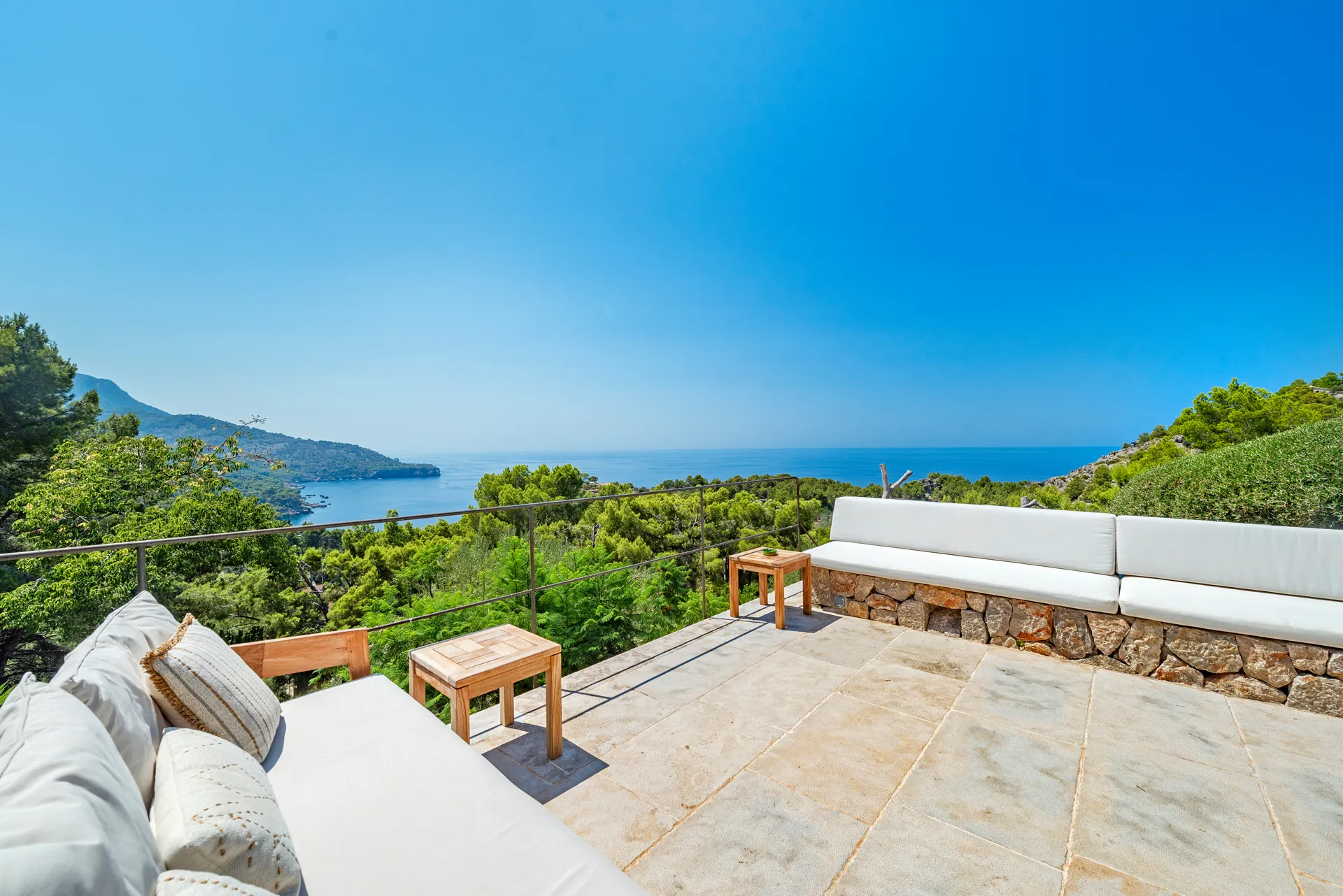 Villa with panoramic sea views in Bens d'Avall - Temporary rental-8
