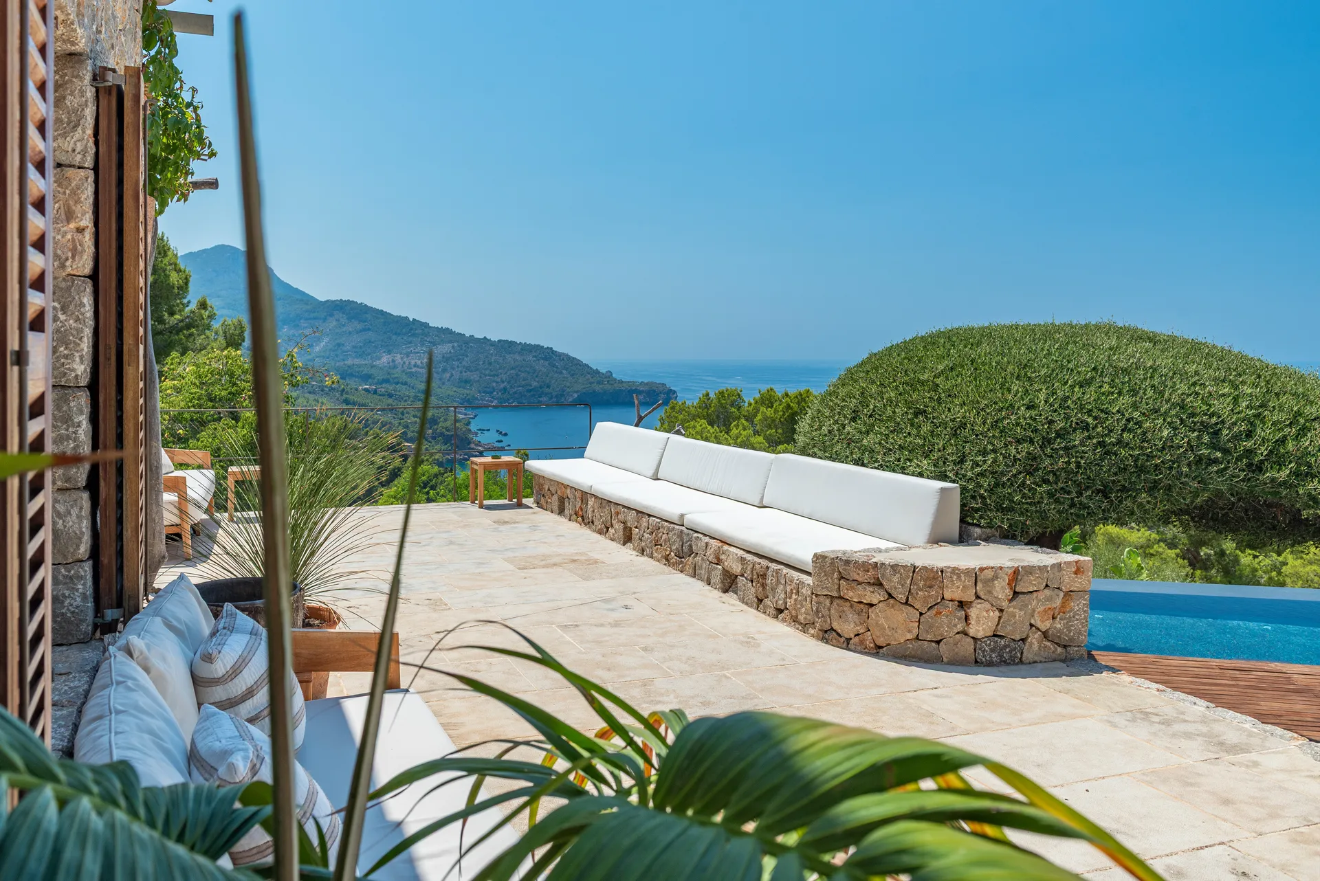 Villa with panoramic sea views in Bens d'Avall - Temporary rental-27