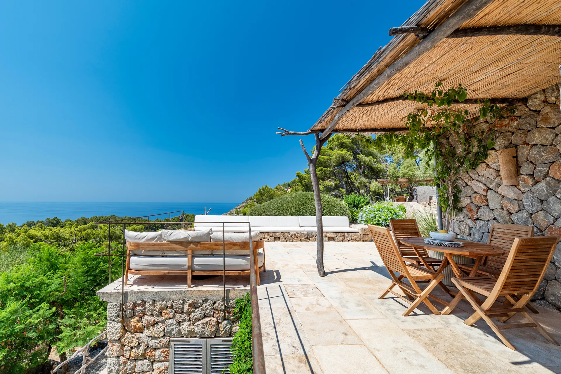 Villa with panoramic sea views in Bens d'Avall - Temporary rental-26