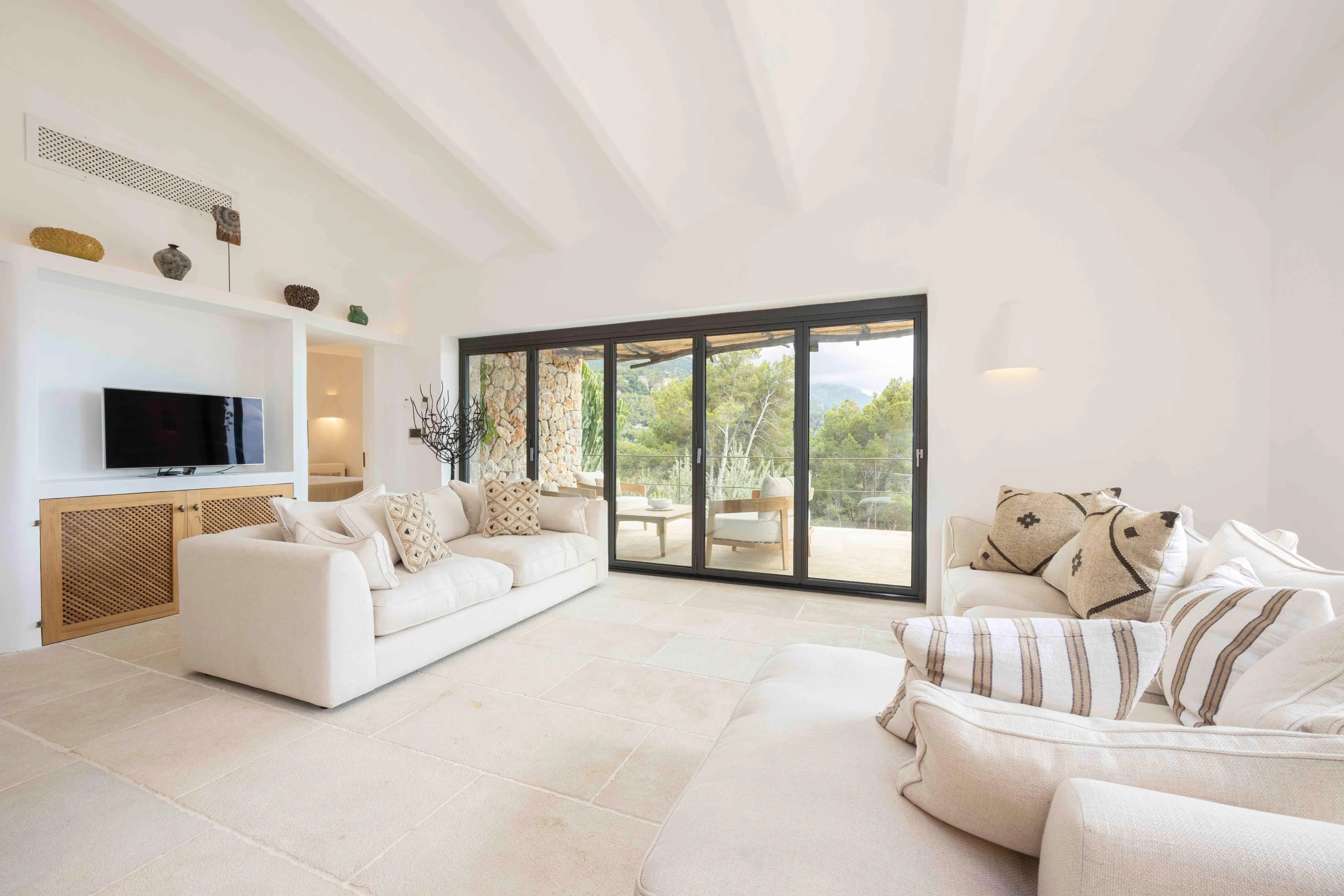 Villa with panoramic sea views in Bens d'Avall - Temporary rental-14