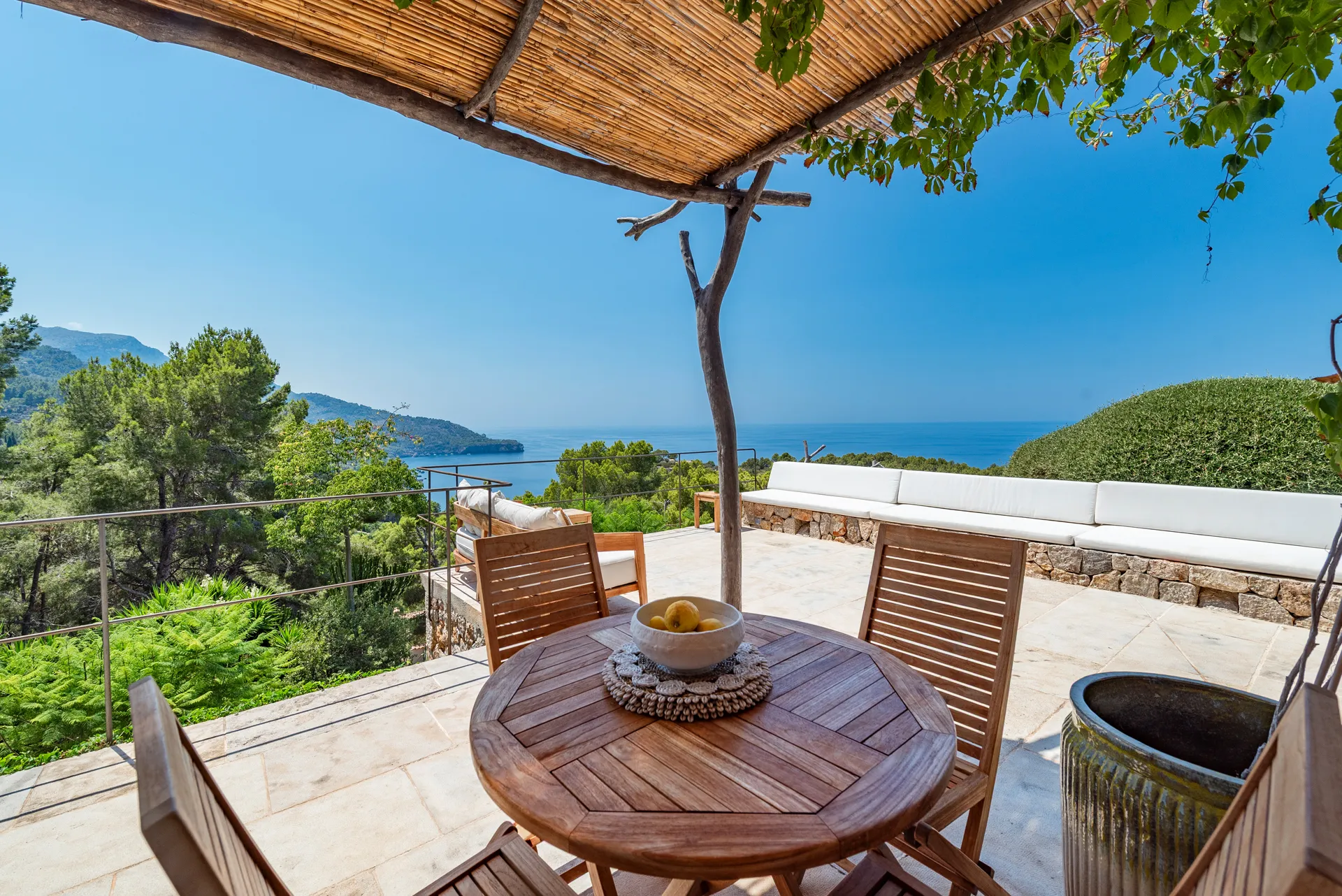 VILLA MED PANORAMISK UTSYN ÖVER HAVET I BENS D'AVALL - Tillfällig uthyrning-4