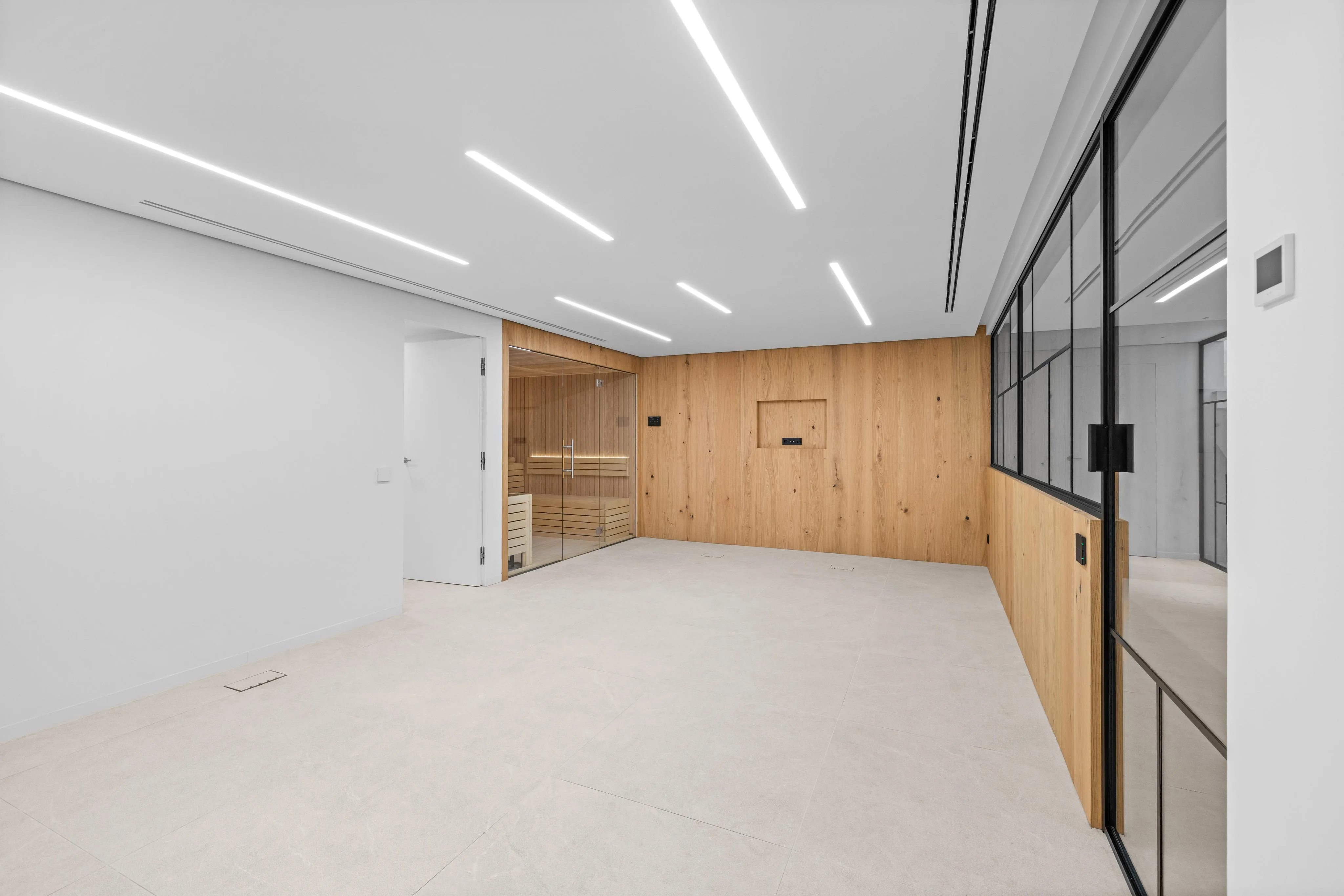 Lyxig nybyggd villa med panoramautsikt över havet-12