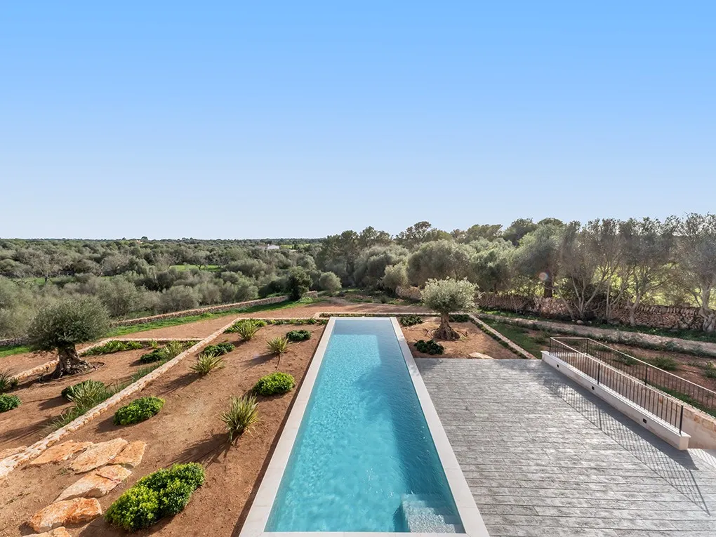 Stilfuld nybygget finca med eftertragtet beliggenhed-4