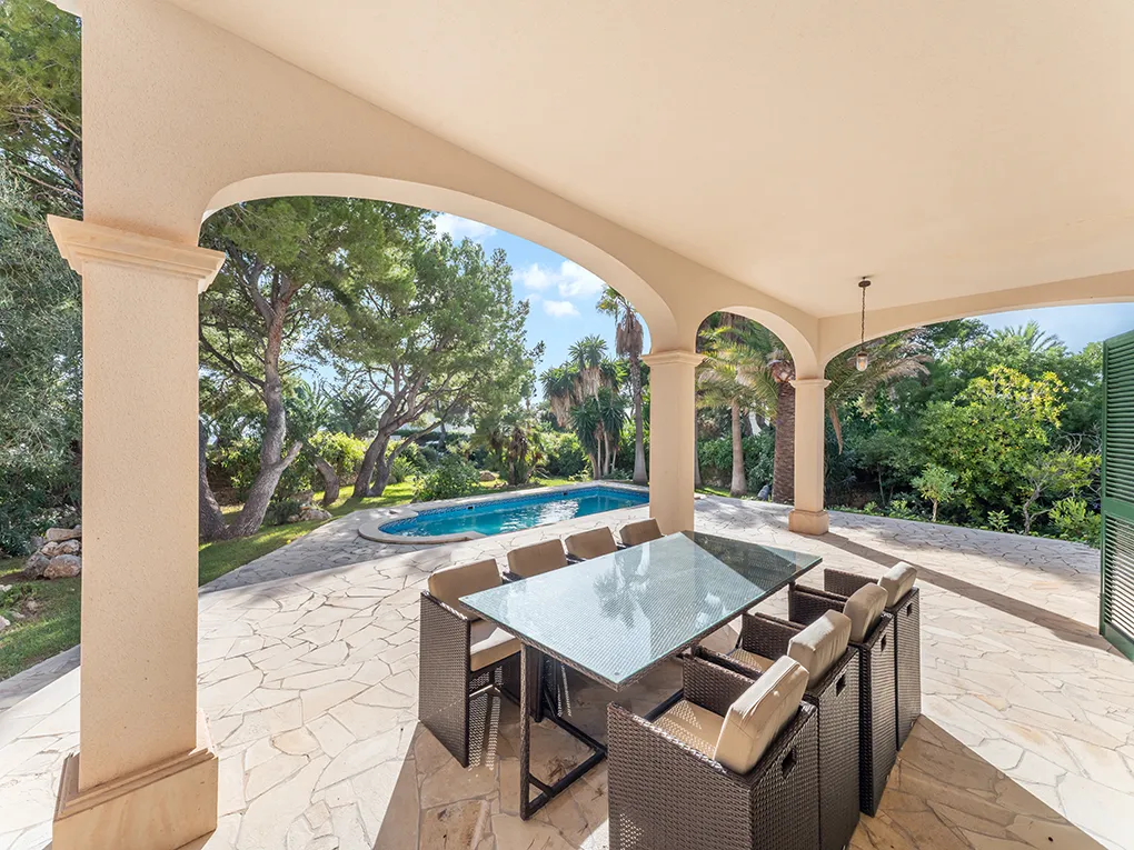 Mediterranean villa with sea view and rental license – just a few steps from the sea-3