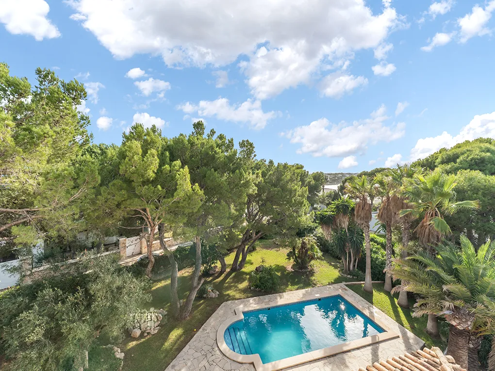 Mediterranean villa with sea view and rental license – just a few steps from the sea-2