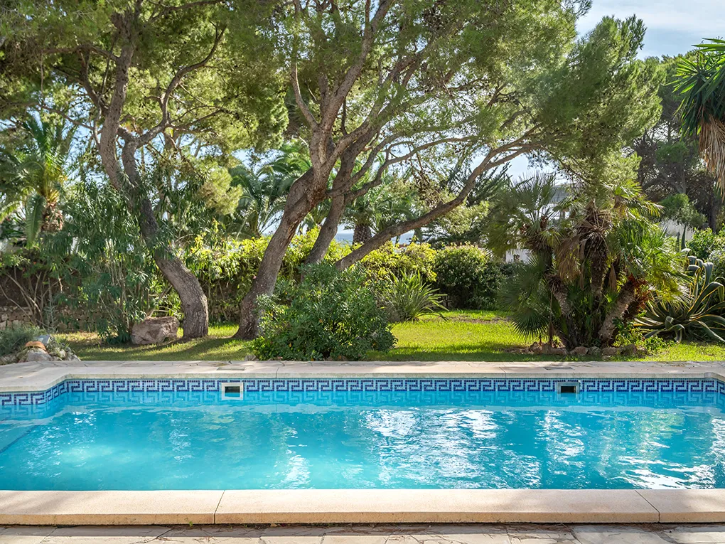 Mediterranean villa with sea view and rental license – just a few steps from the sea-10