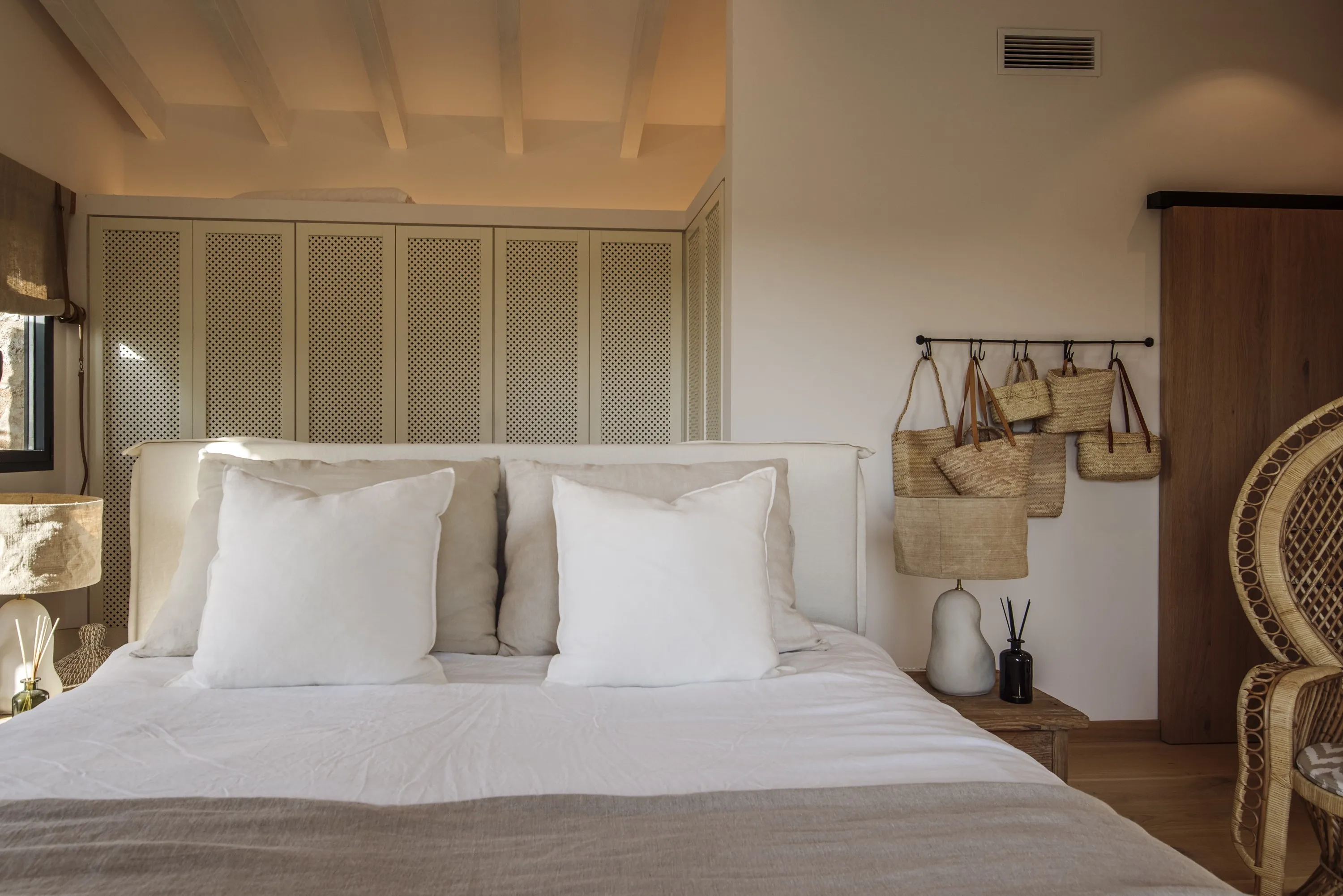 A Mediterranean oasis: Your private paradise-10