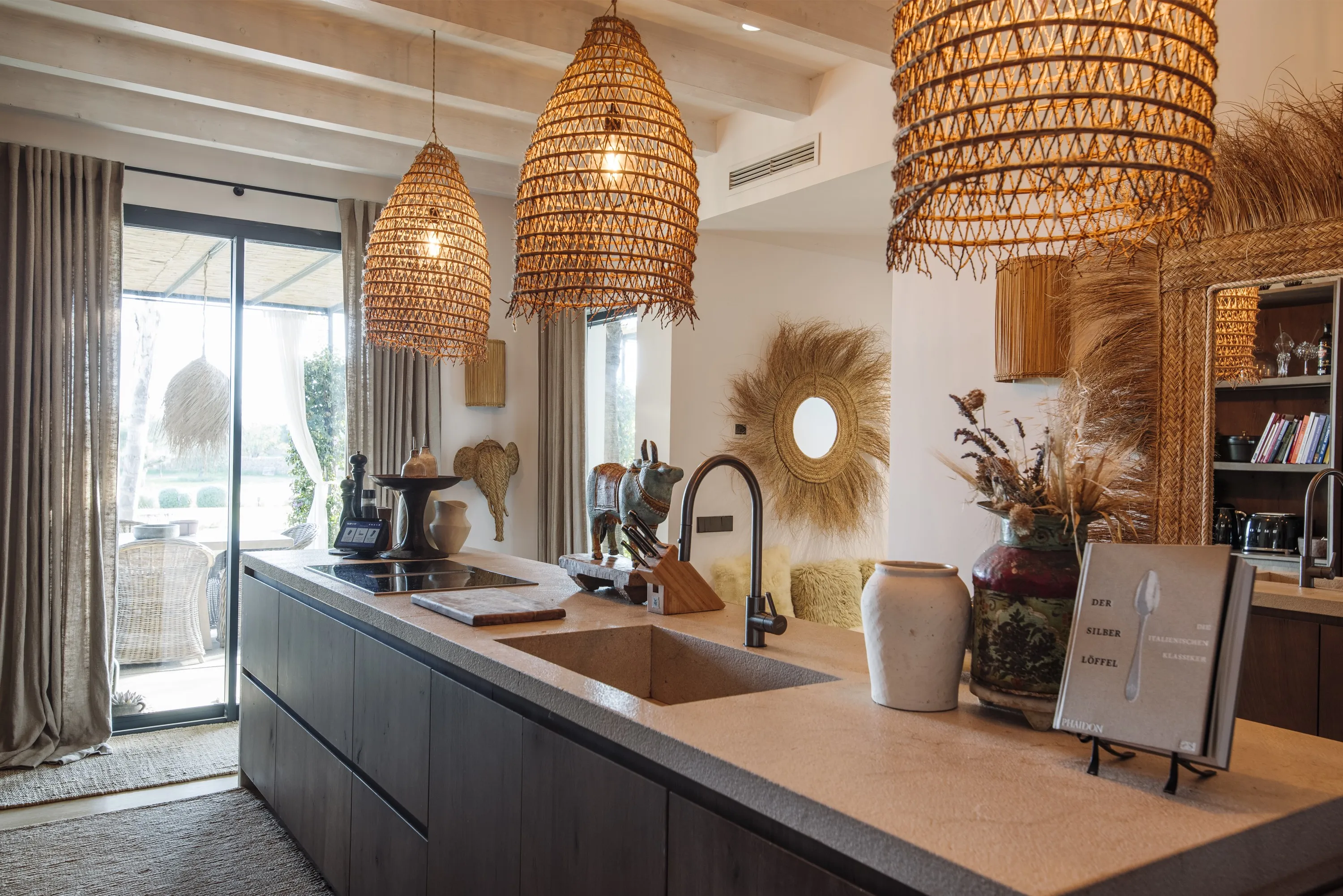 A Mediterranean oasis: Your private paradise-5