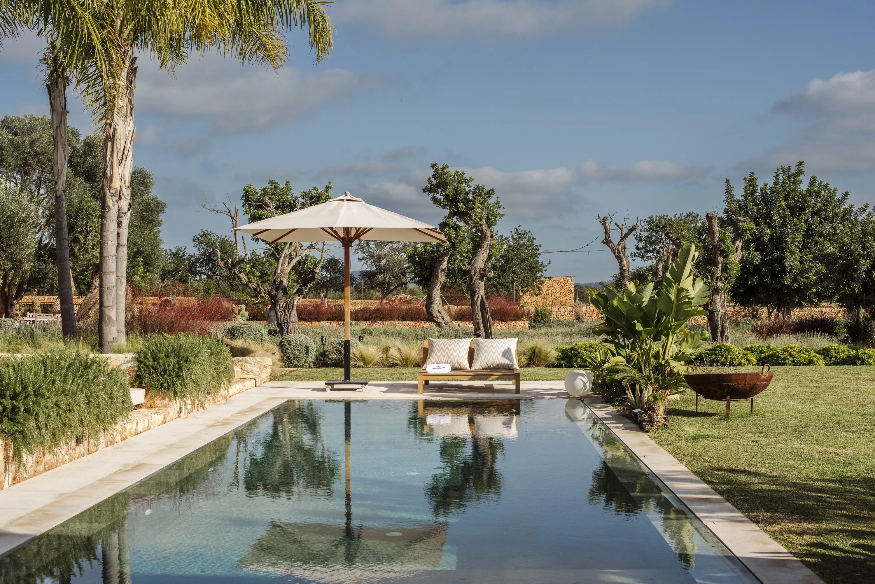 A Mediterranean oasis: Your private paradise-2