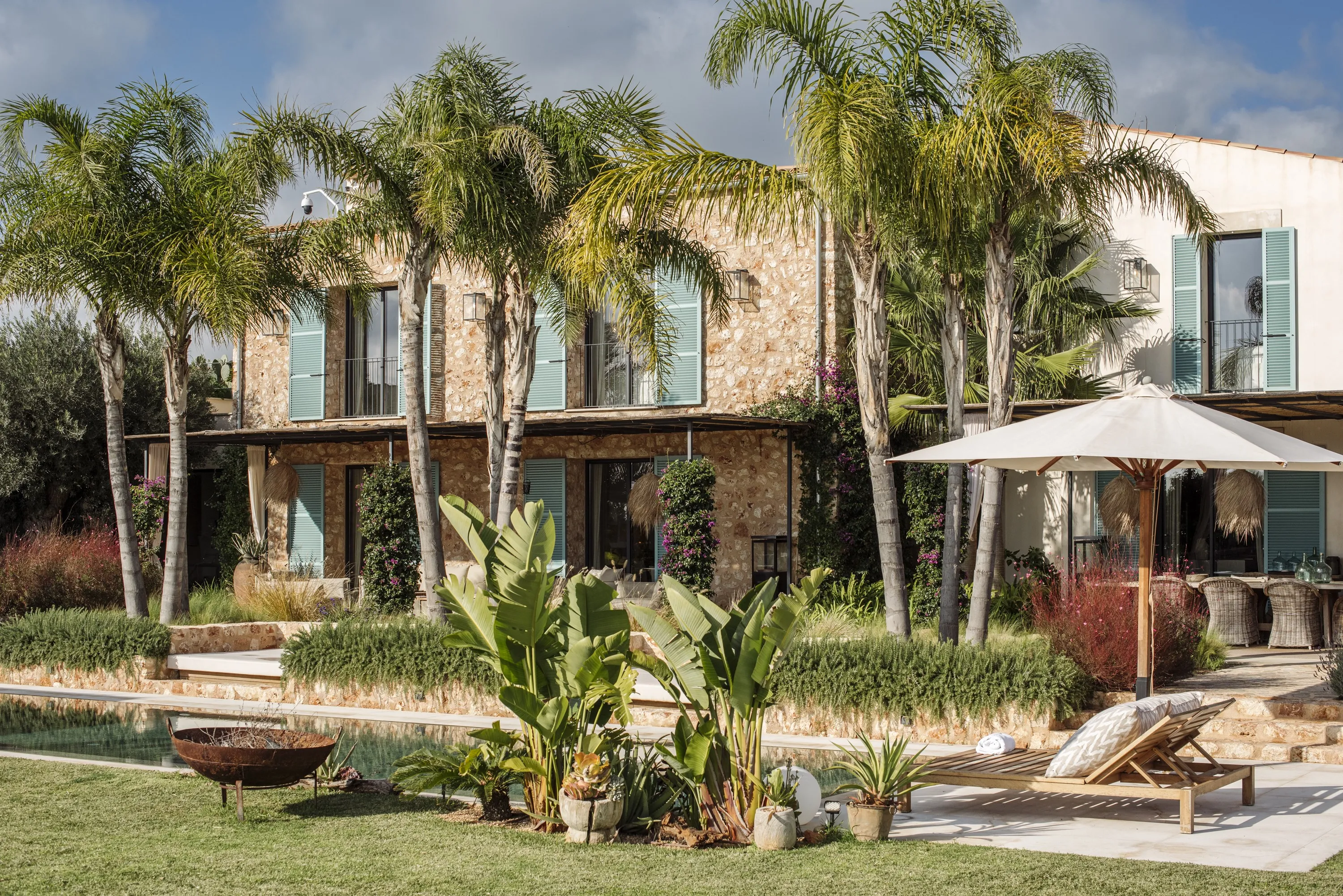 A Mediterranean oasis: Your private paradise-15